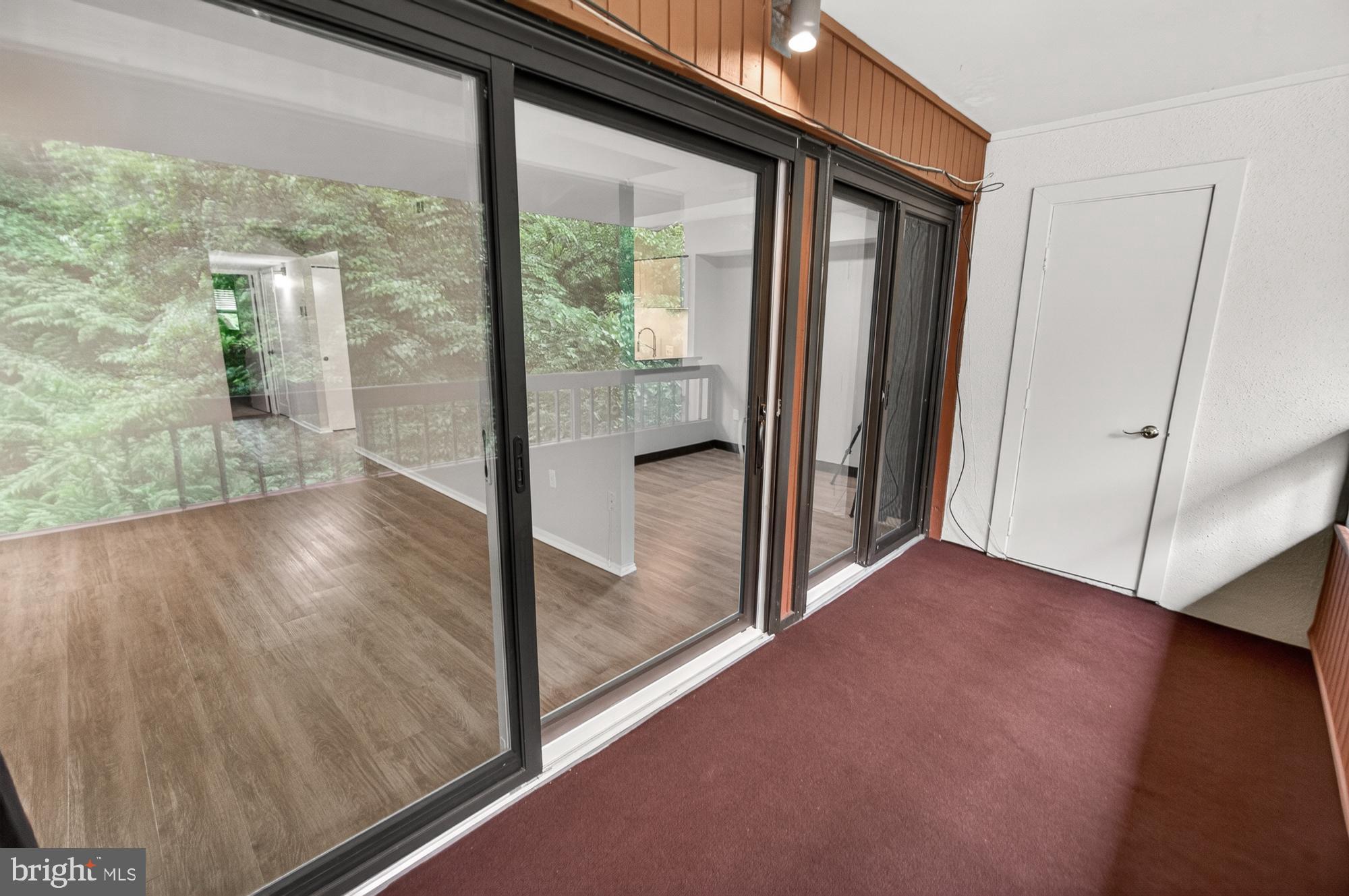 DEERING WOODS - Residential