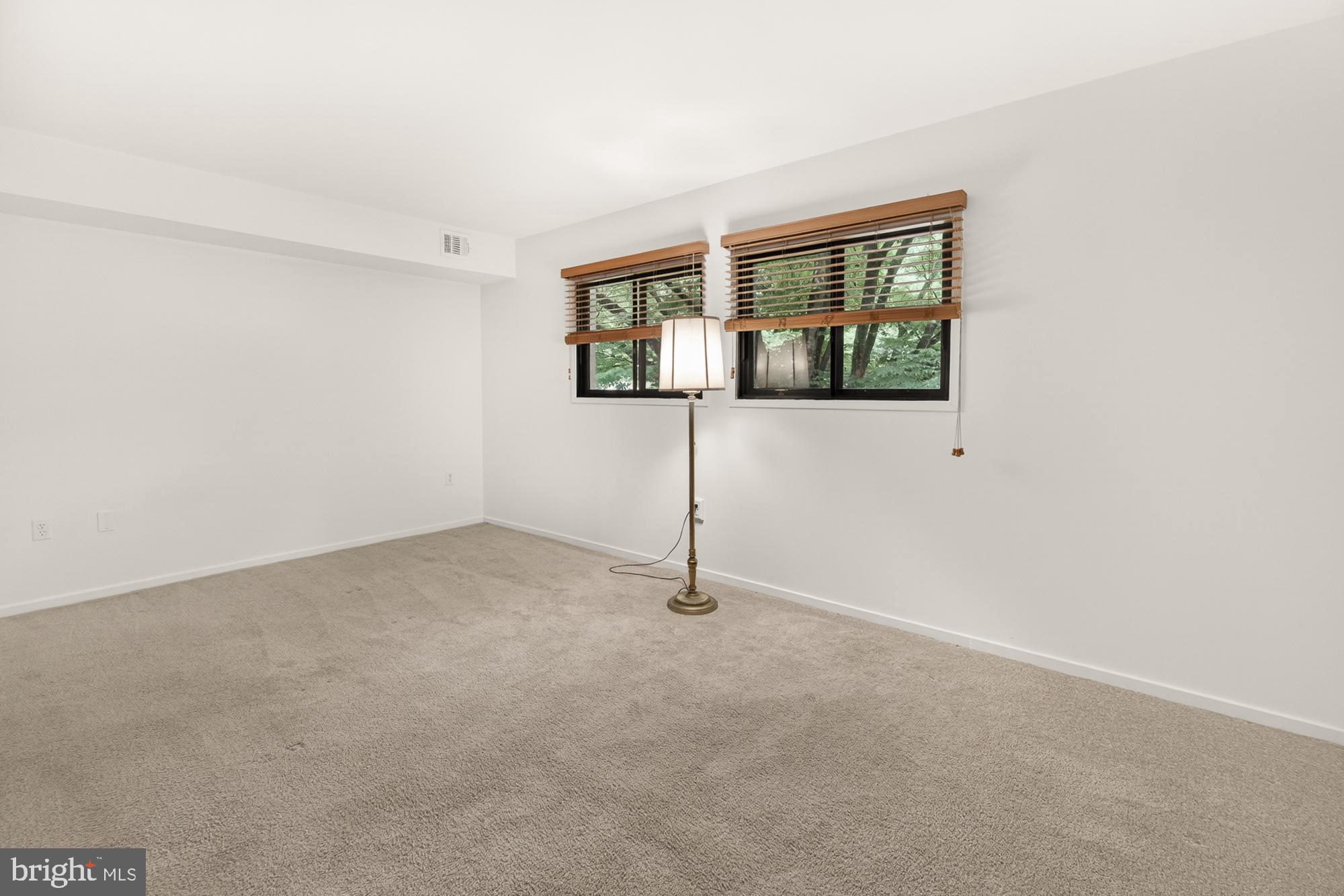DEERING WOODS - Residential
