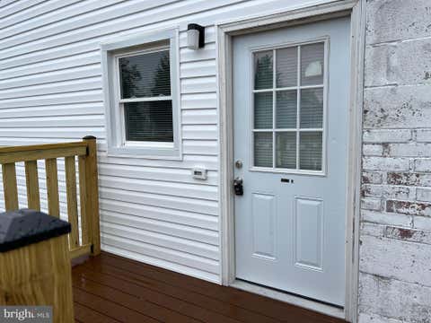 Townhouse For Rent - 4013 Gill Avenue #B<br/> Carroll County, HAMPSTEAD, MD 21074