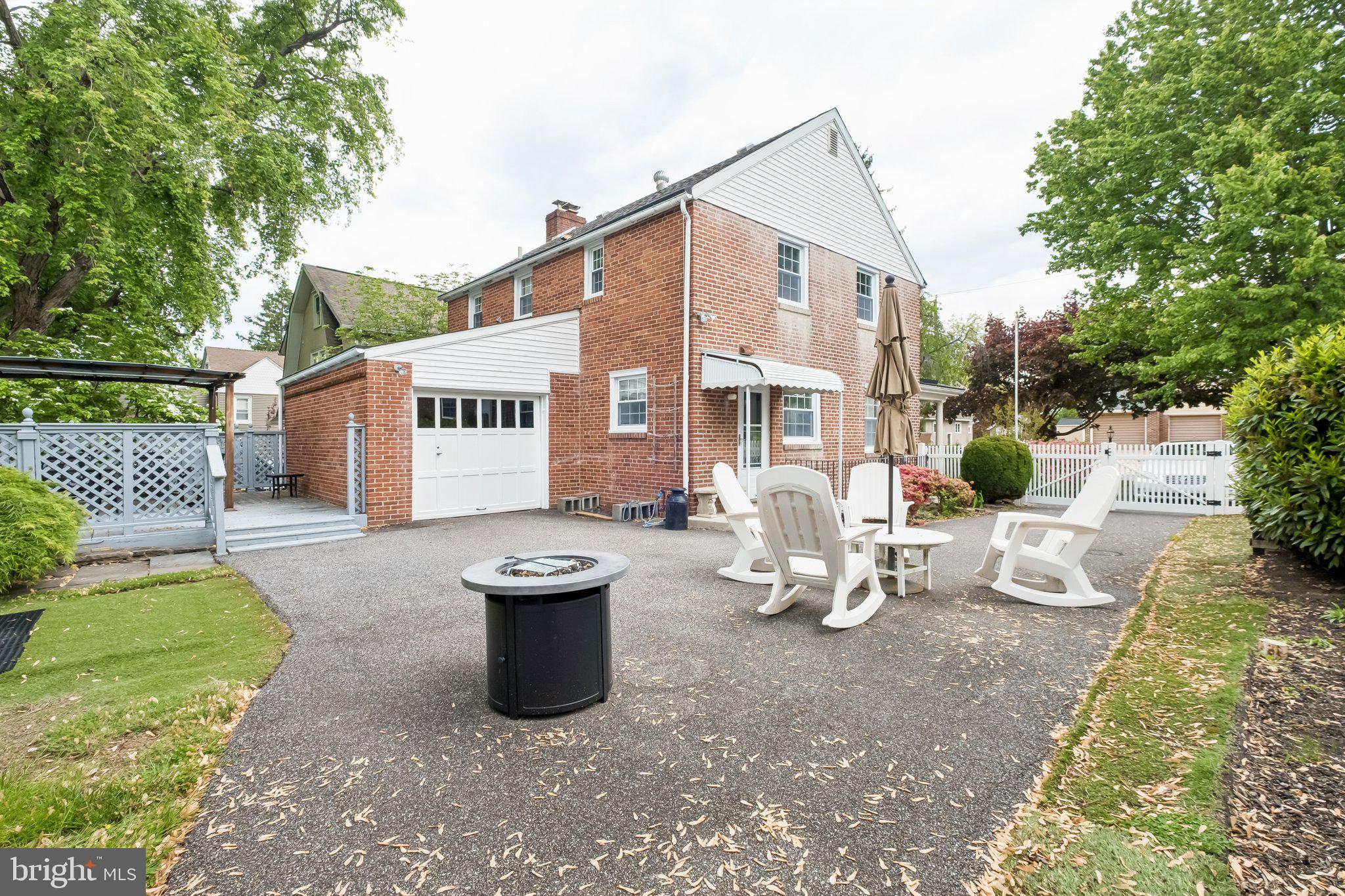 MERWOOD PARK - Residential