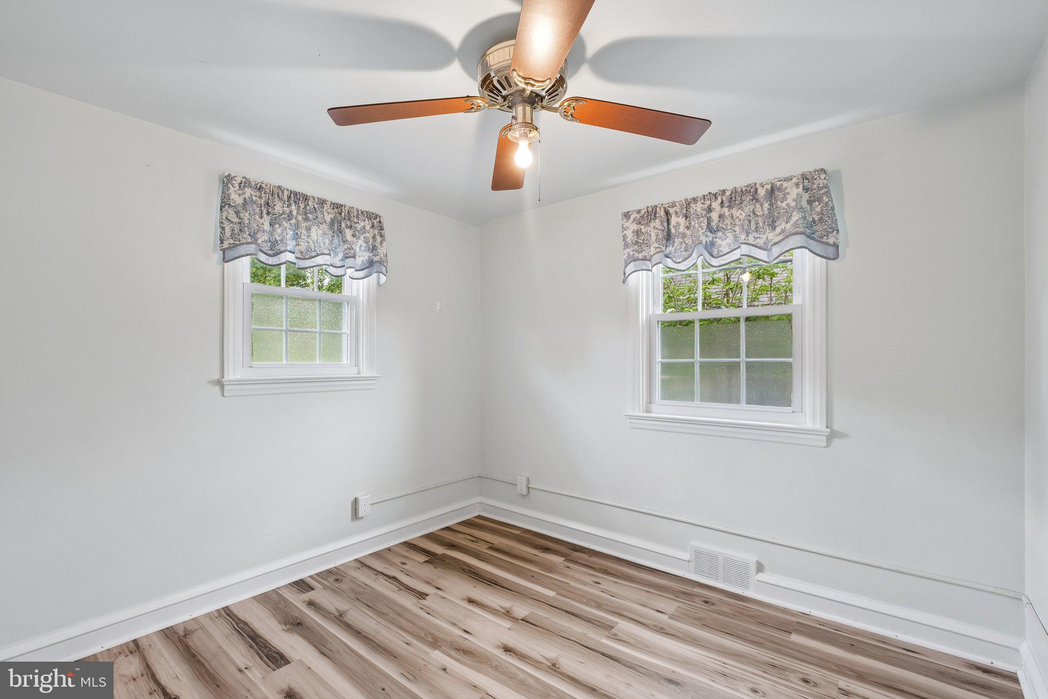 MERWOOD PARK - Residential