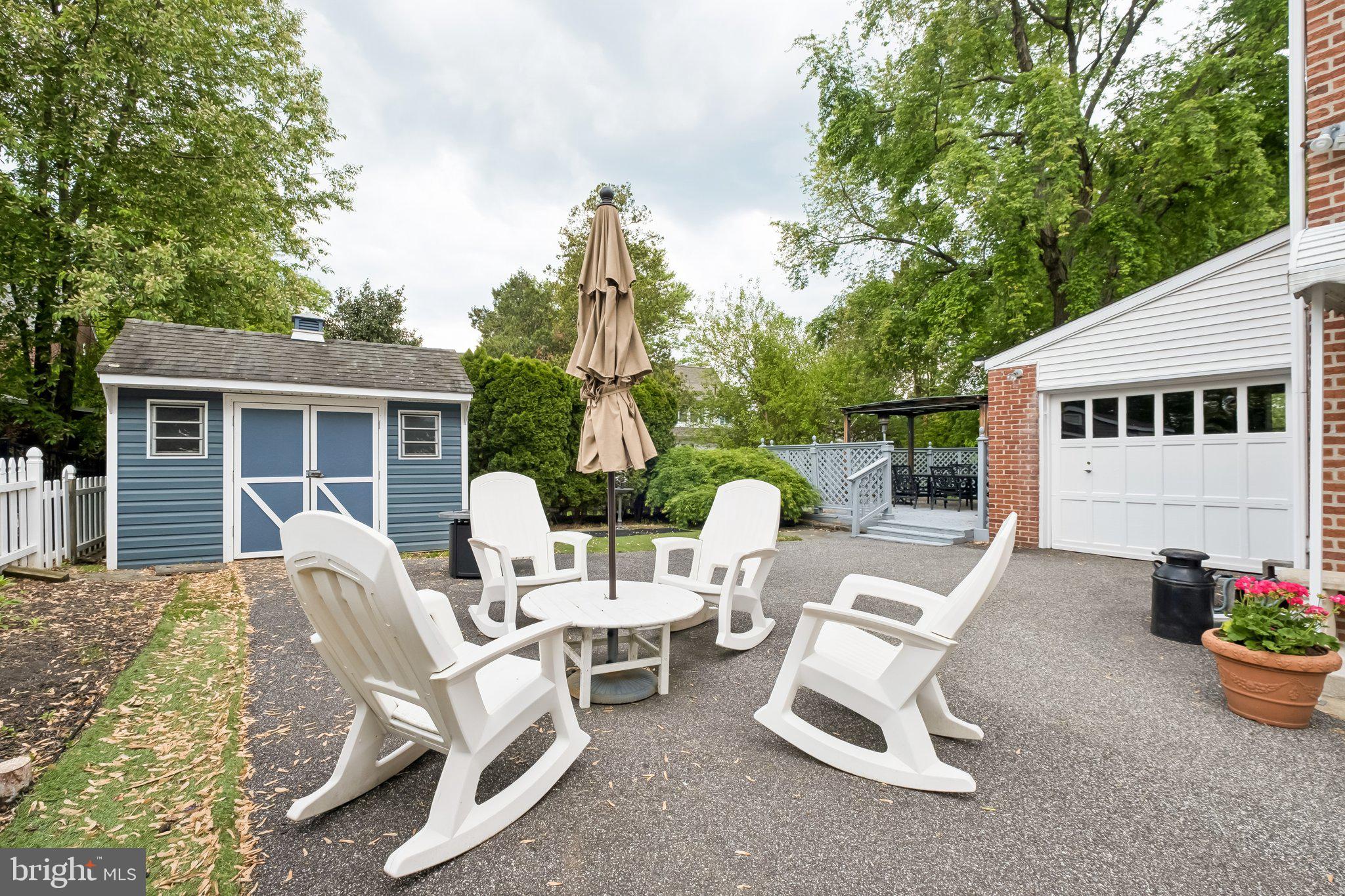 MERWOOD PARK - Residential