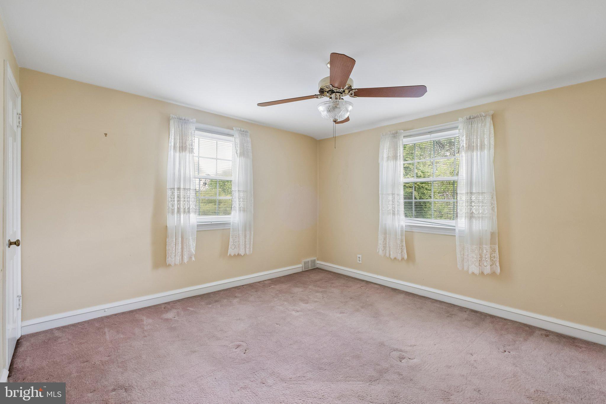 MERWOOD PARK - Residential