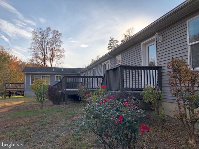 HARDWOOD HILLS - Residential