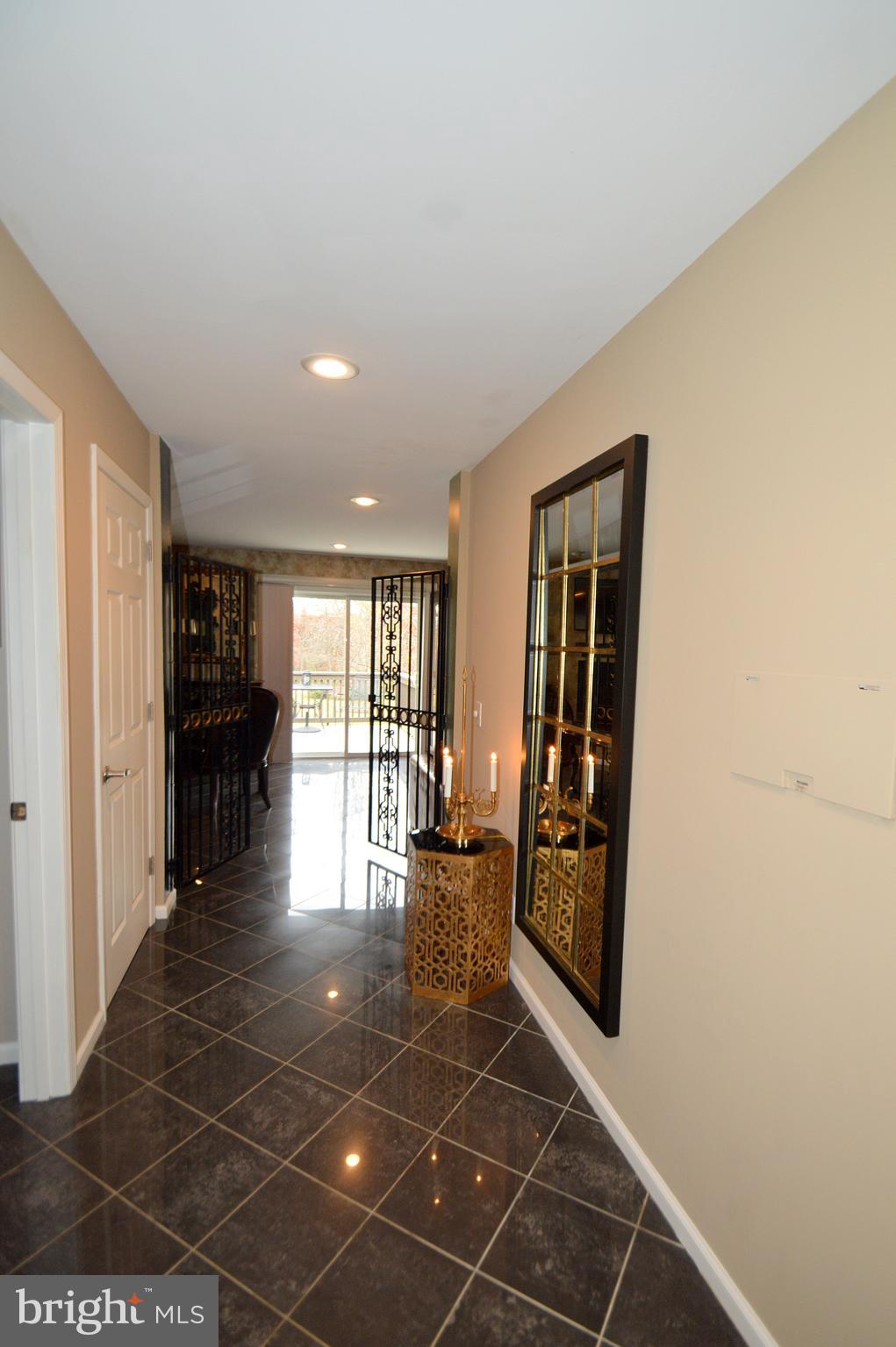 HARDWOOD HILLS - Residential