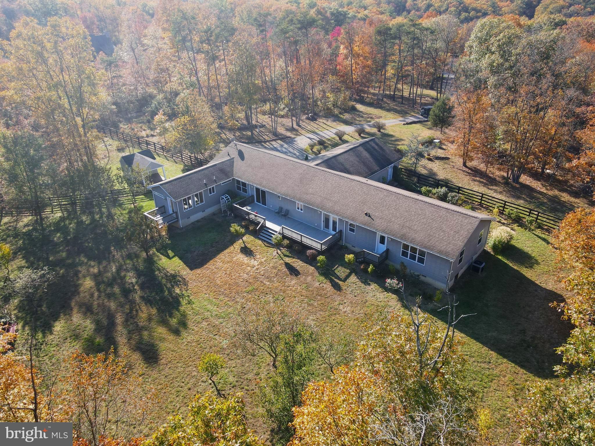 HARDWOOD HILLS - Residential