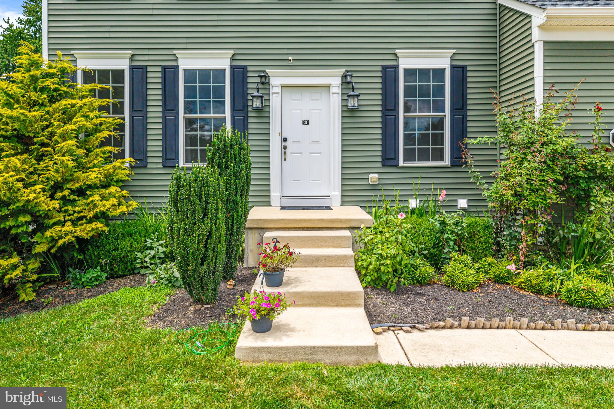 201 WINSTEAD AVENUE