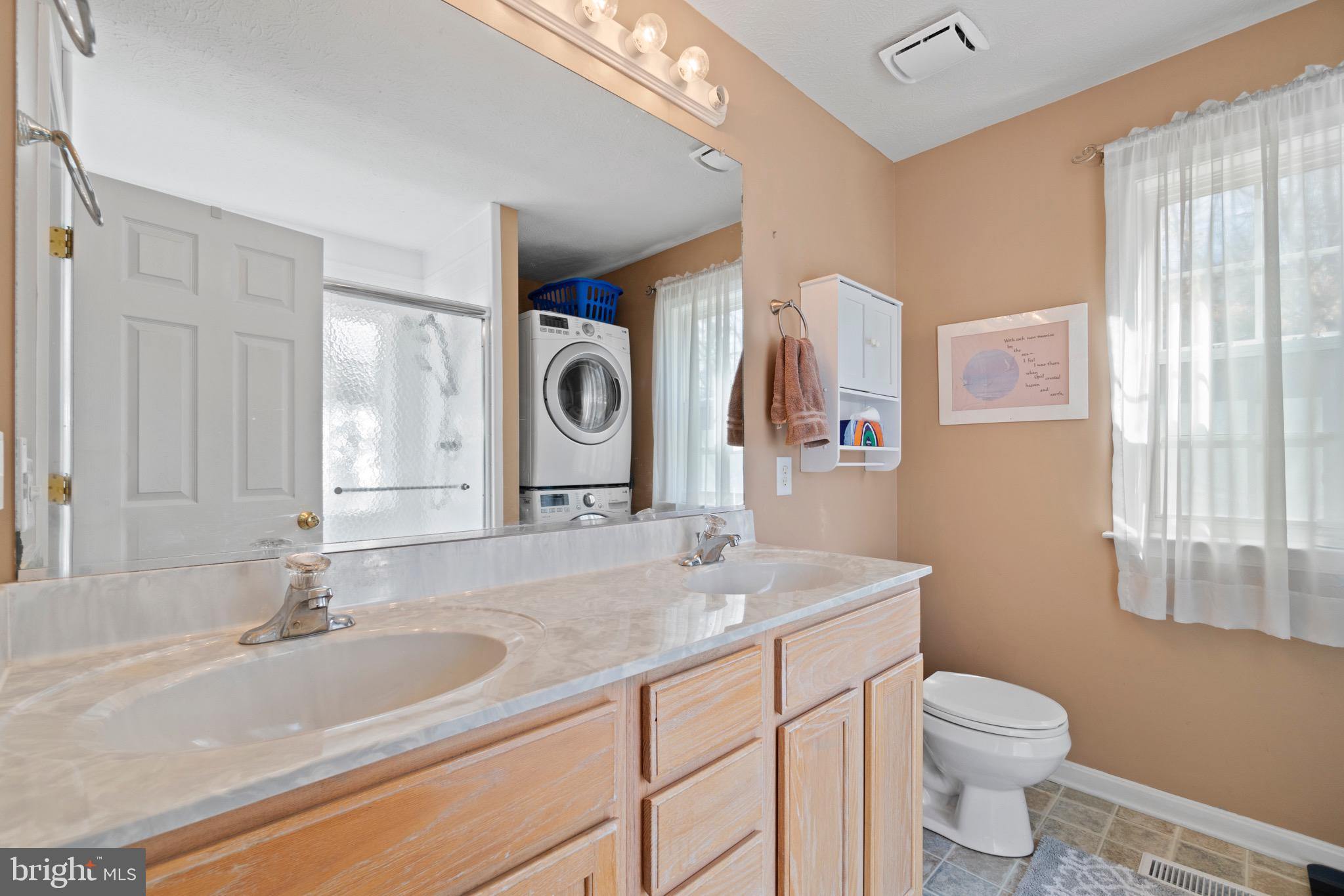 LAKE LAND OR - Residential