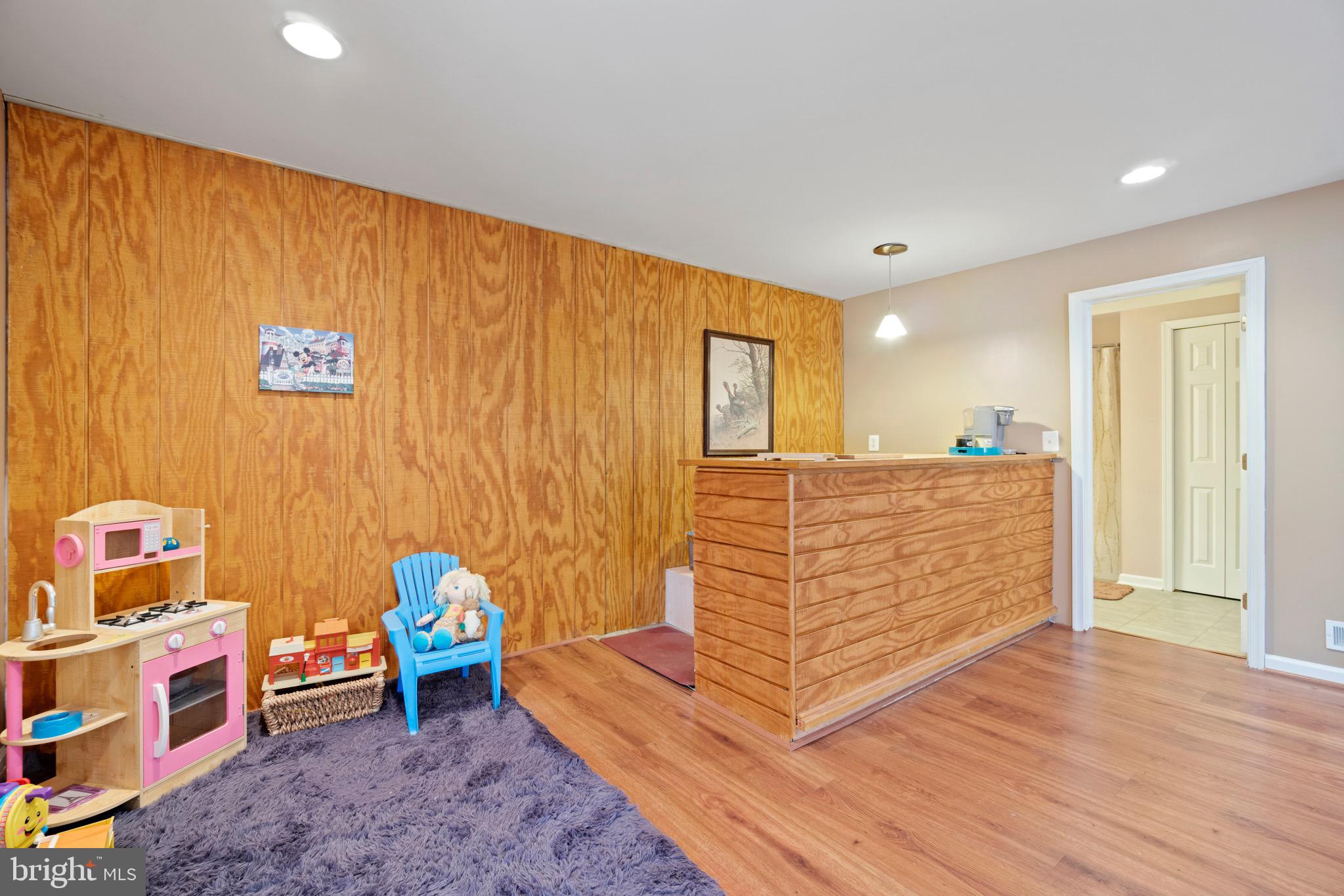 LAKE LAND OR - Residential