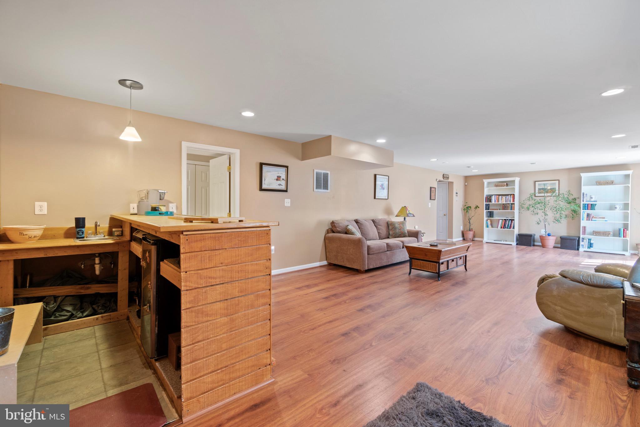 LAKE LAND OR - Residential