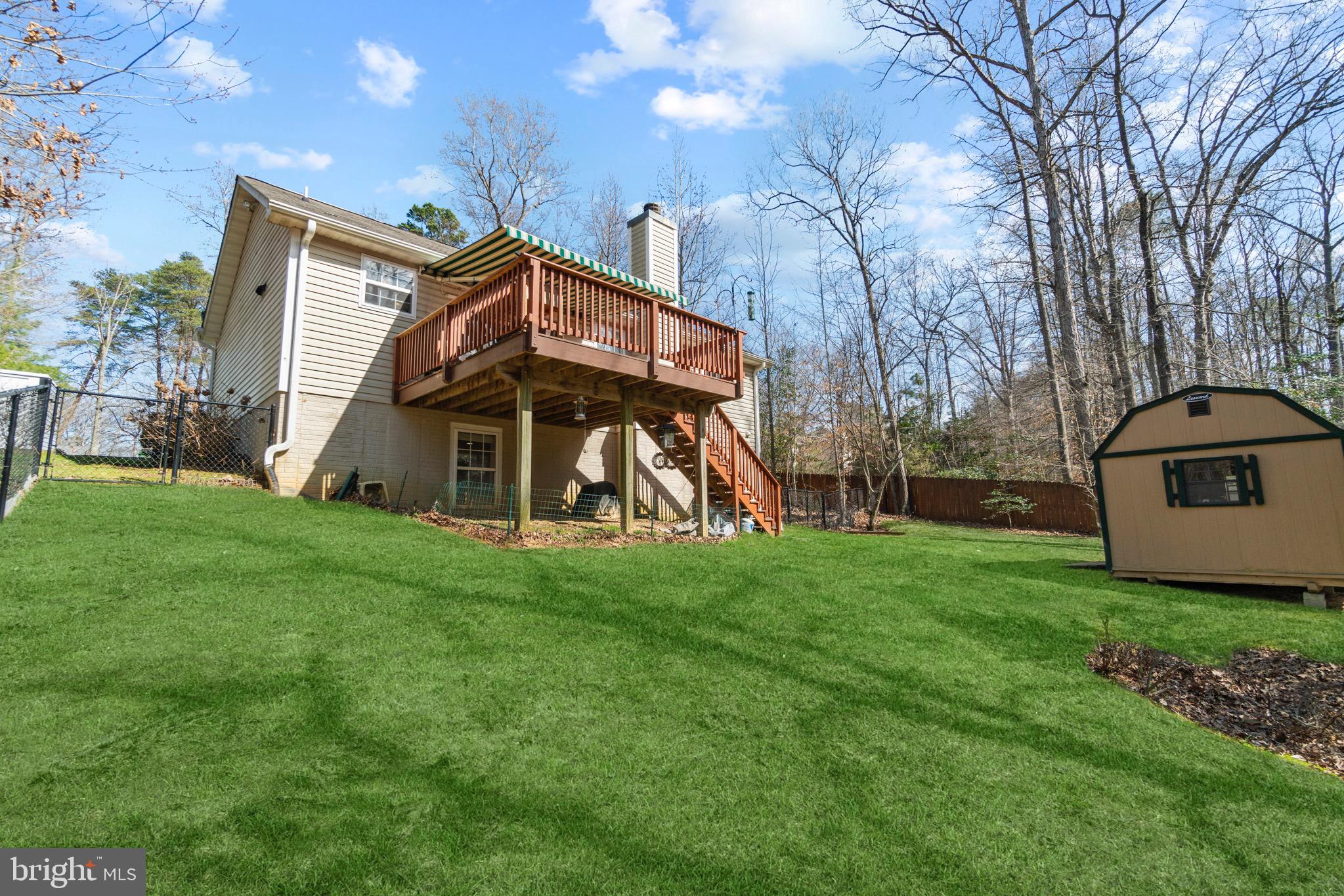 LAKE LAND OR - Residential