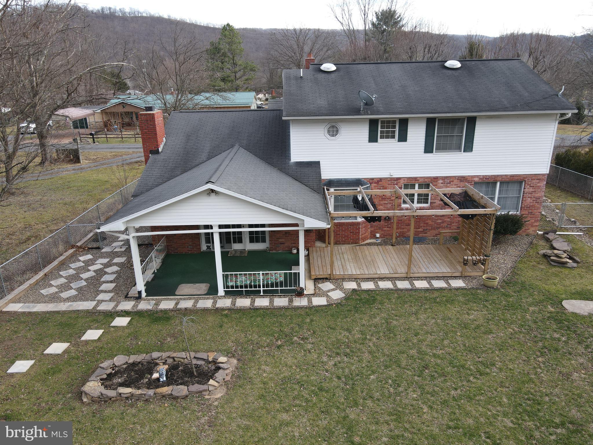 STONEY RUN - Residential