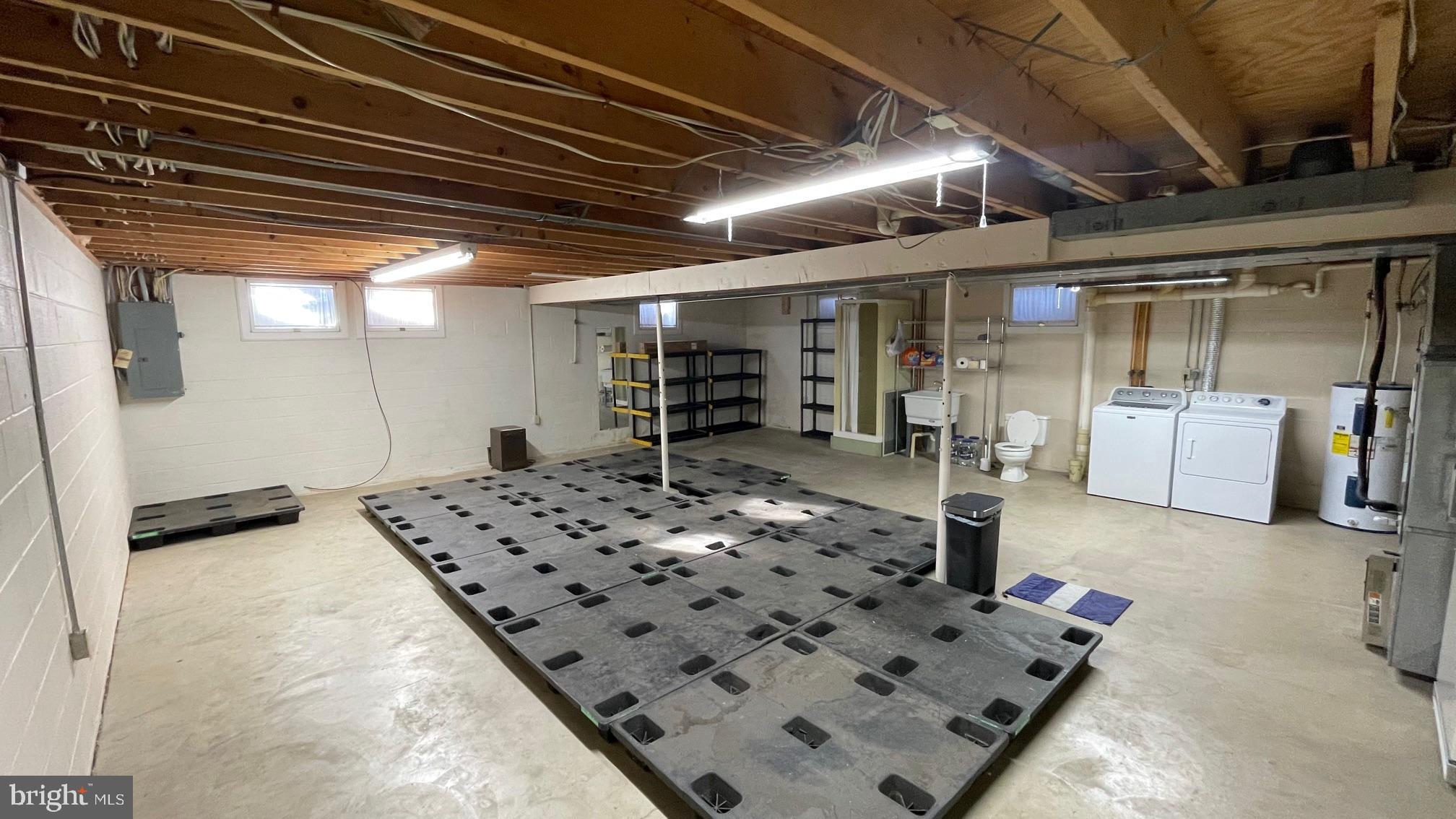 STONEY RUN - Residential