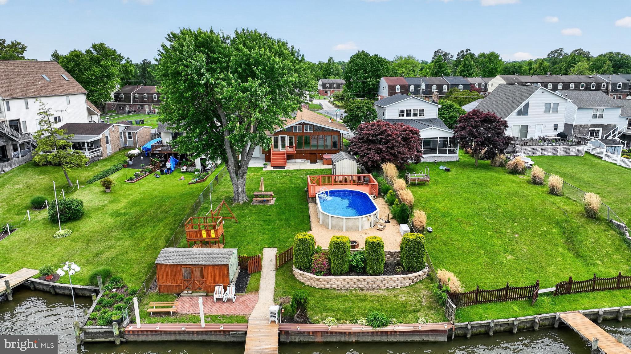 KINGSTON PARK - Residential