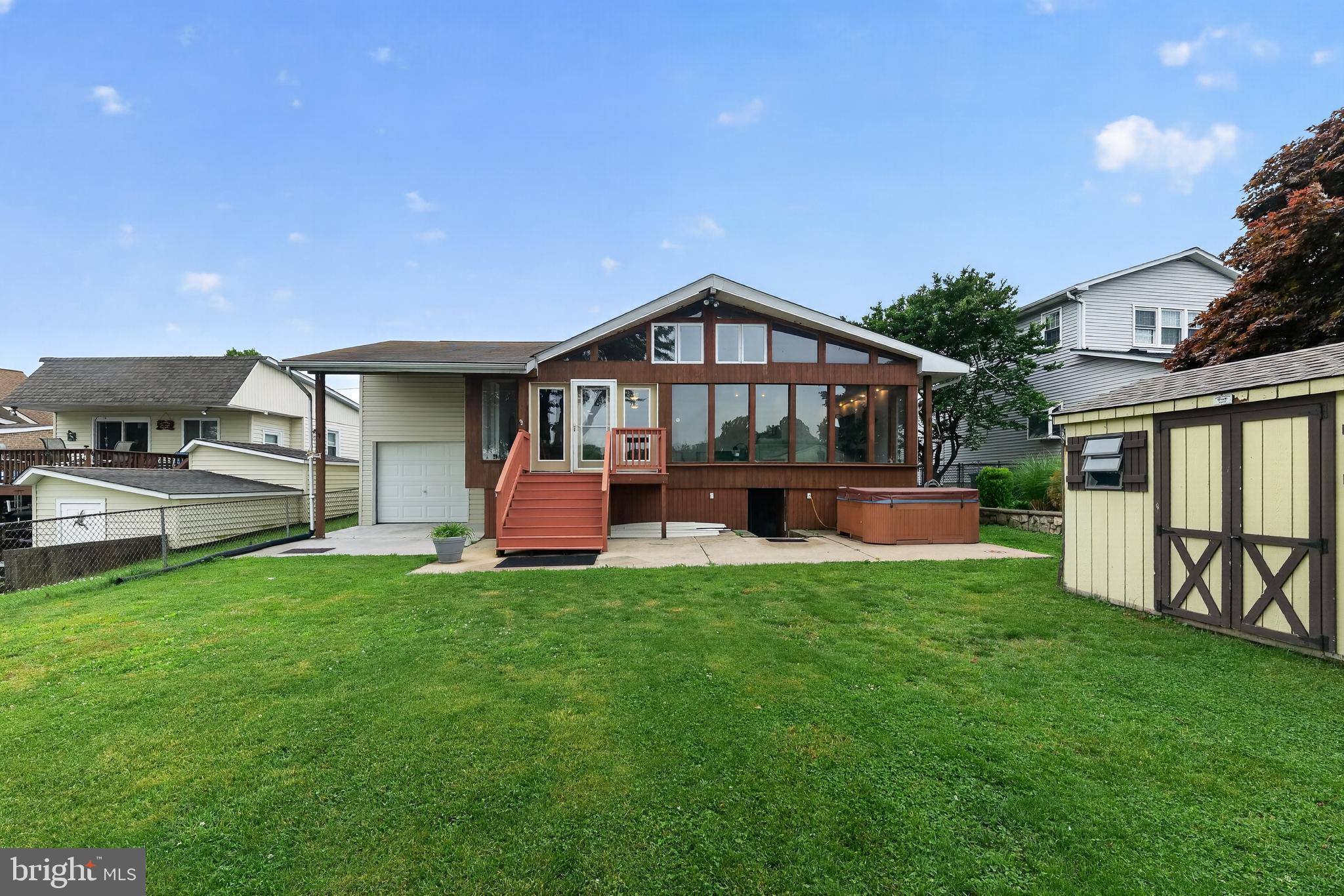 KINGSTON PARK - Residential