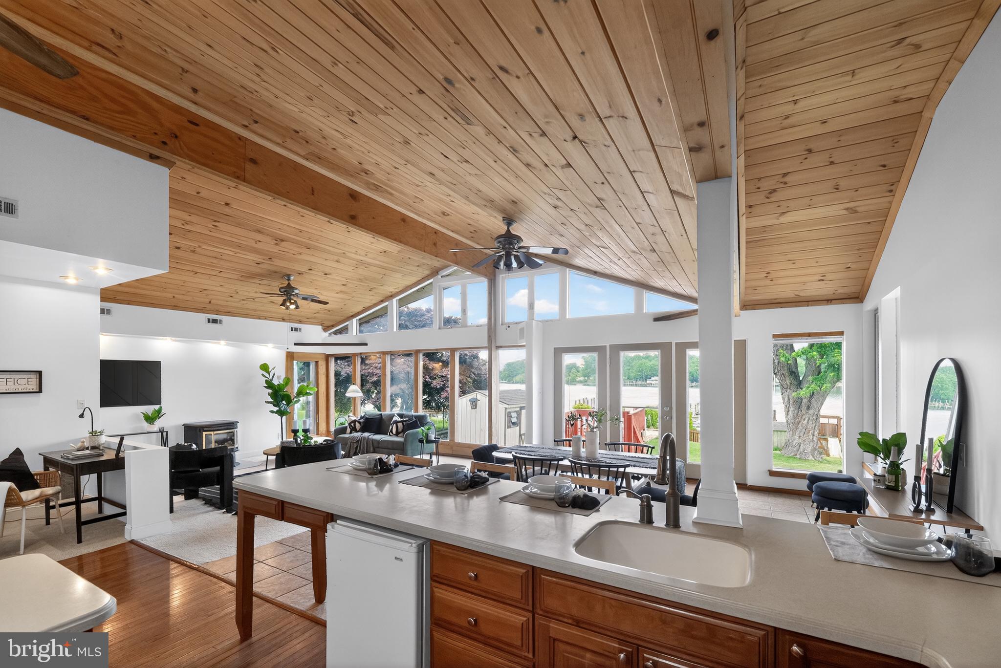 KINGSTON PARK - Residential