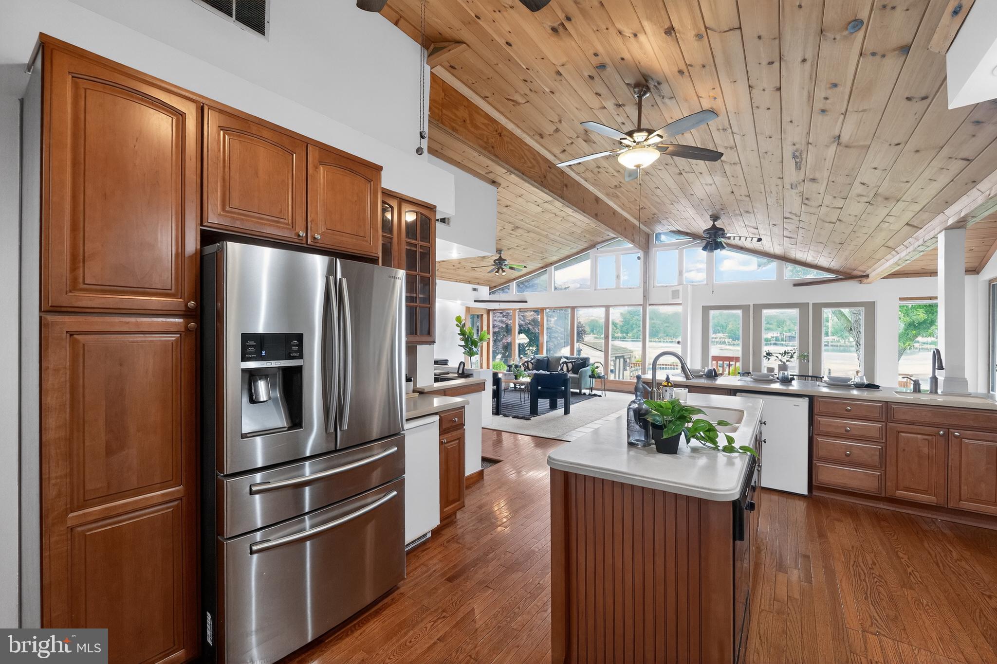 KINGSTON PARK - Residential