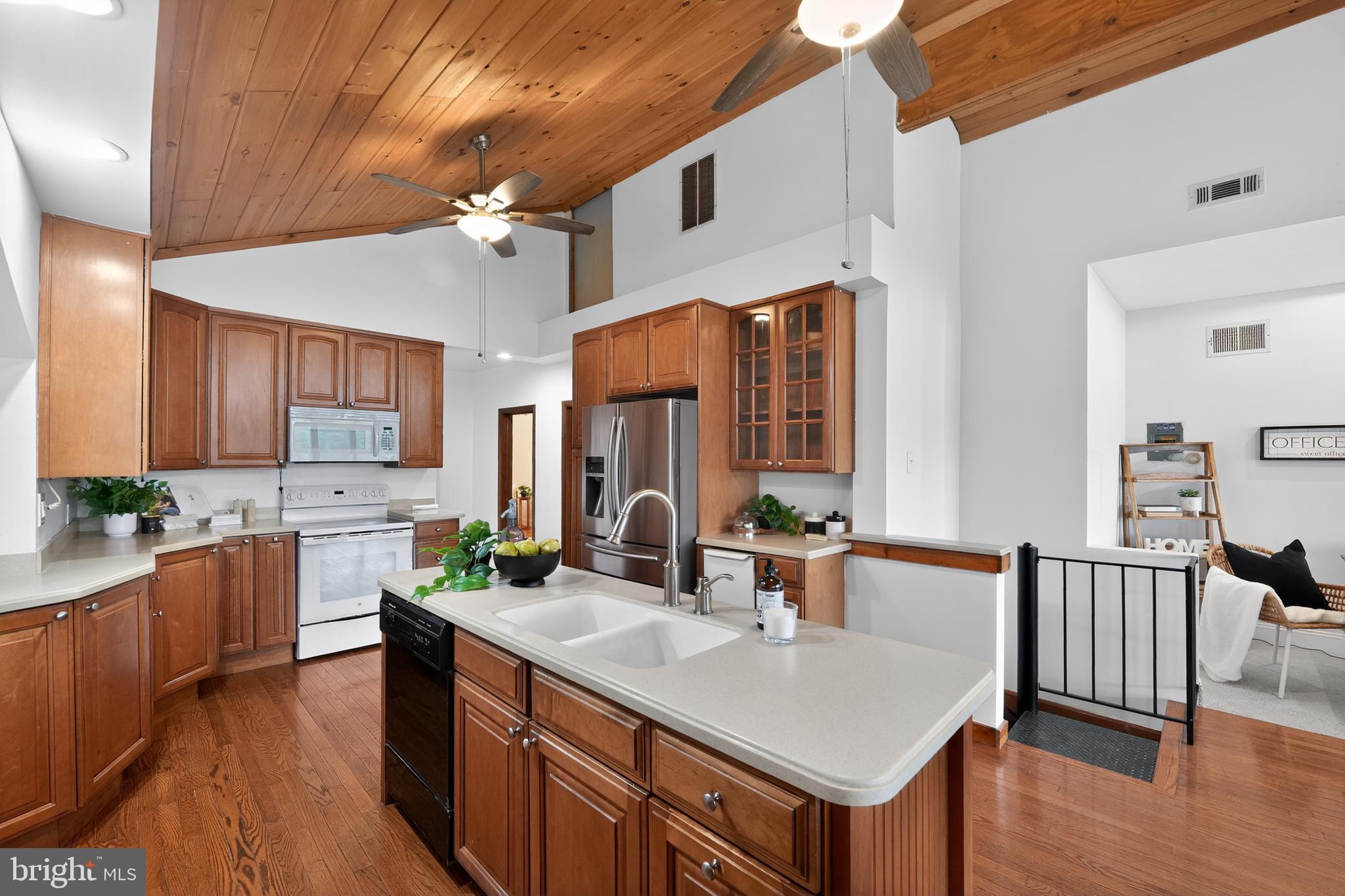 KINGSTON PARK - Residential