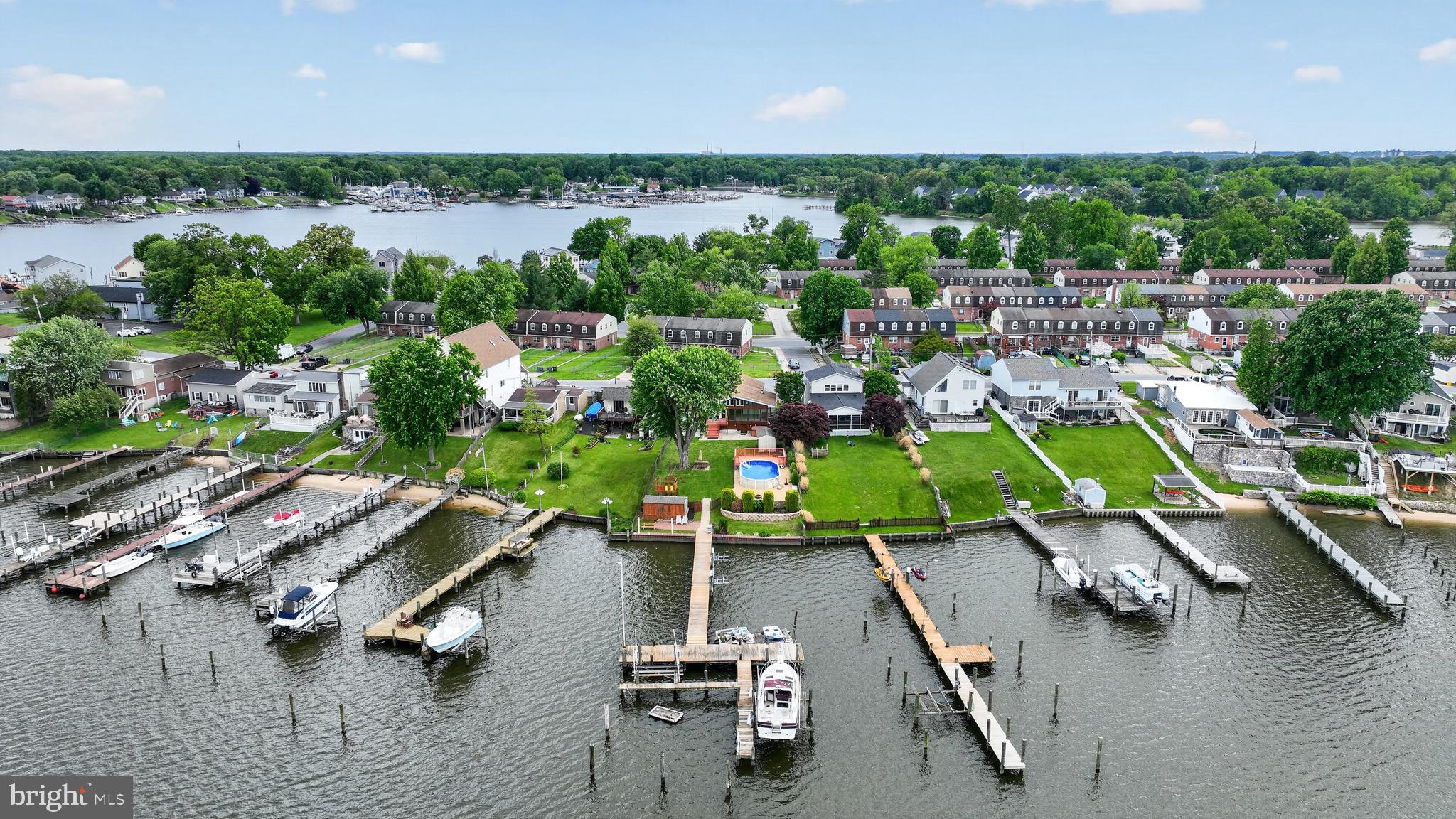KINGSTON PARK - Residential
