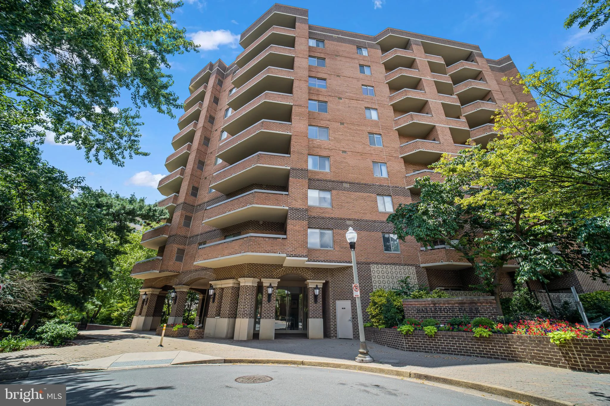 1050 N Stuart Street Unit 615, Arlington, VA 22201