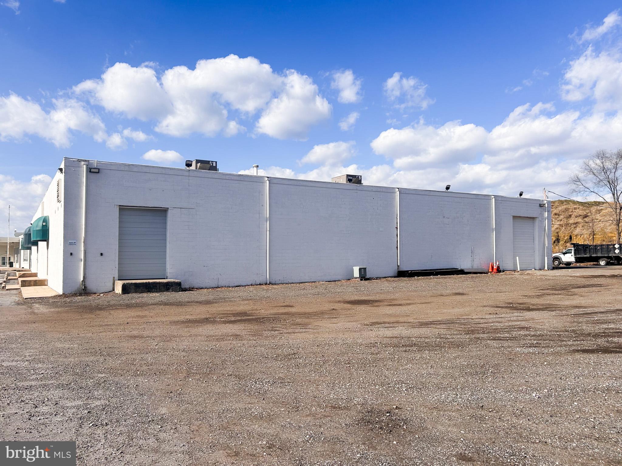 109 NORTH BLACK HORSE PIKE