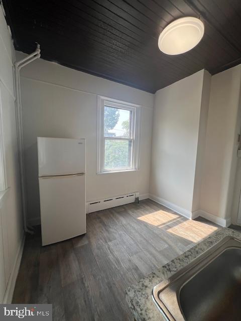 UNIVERSITY CITY - Residential Lease