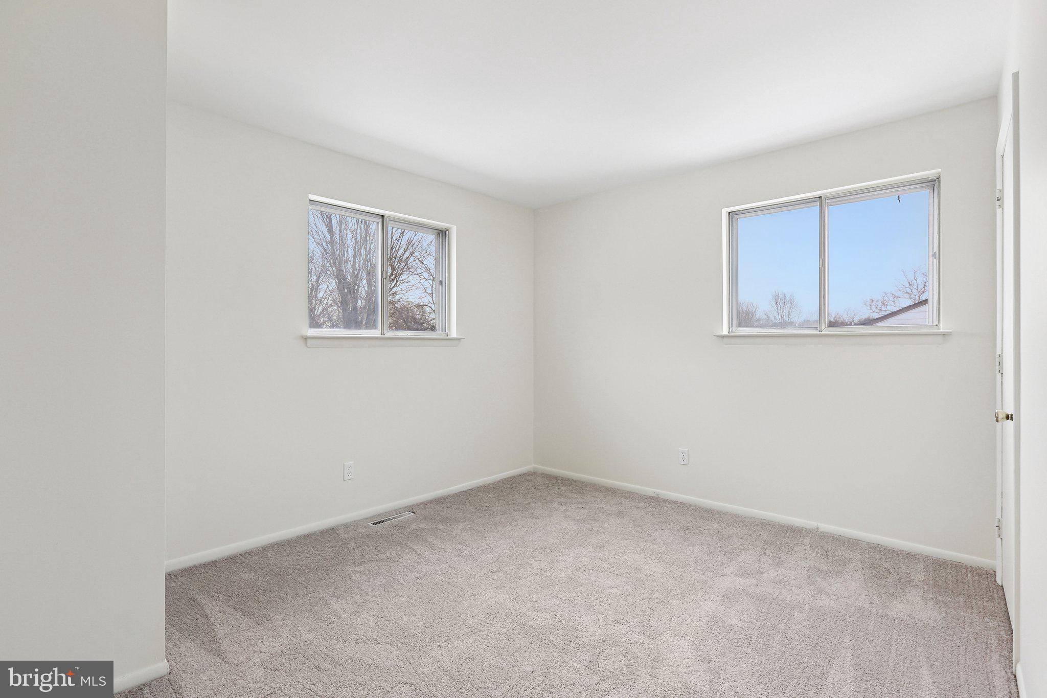 THOMSON ESTATES - Residential