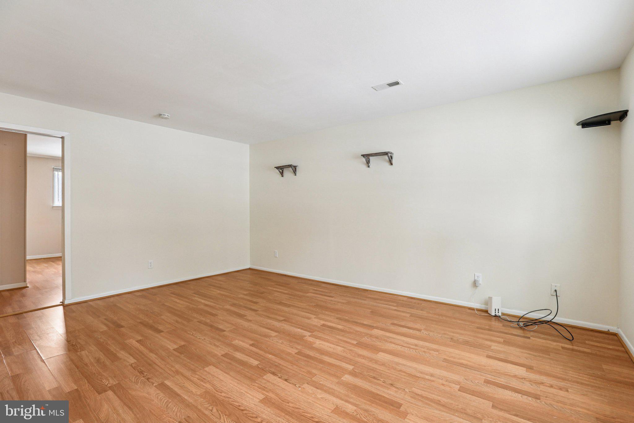 THOMSON ESTATES - Residential