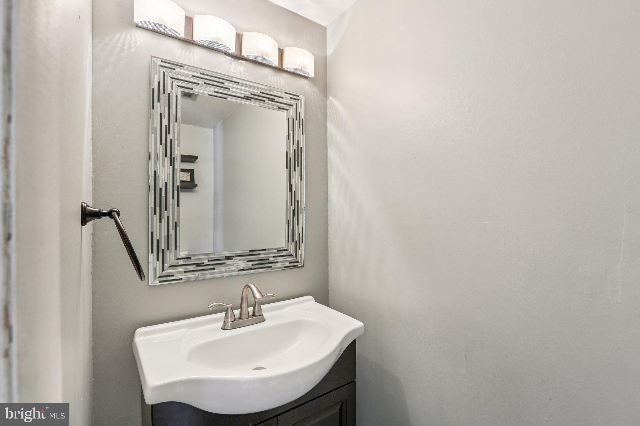 THOMSON ESTATES - Residential