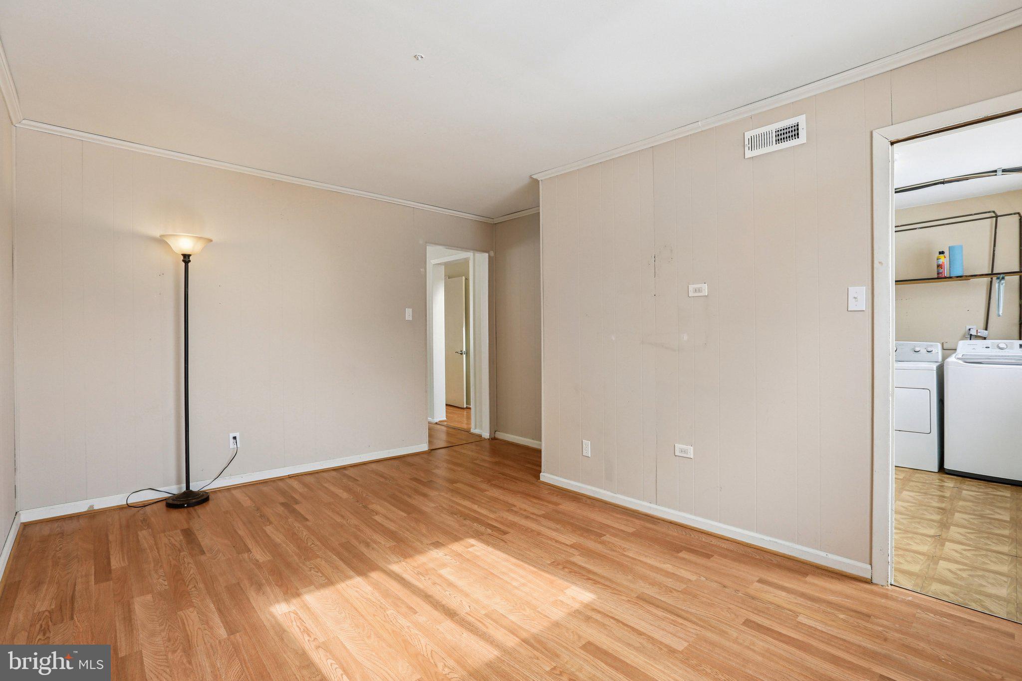 THOMSON ESTATES - Residential