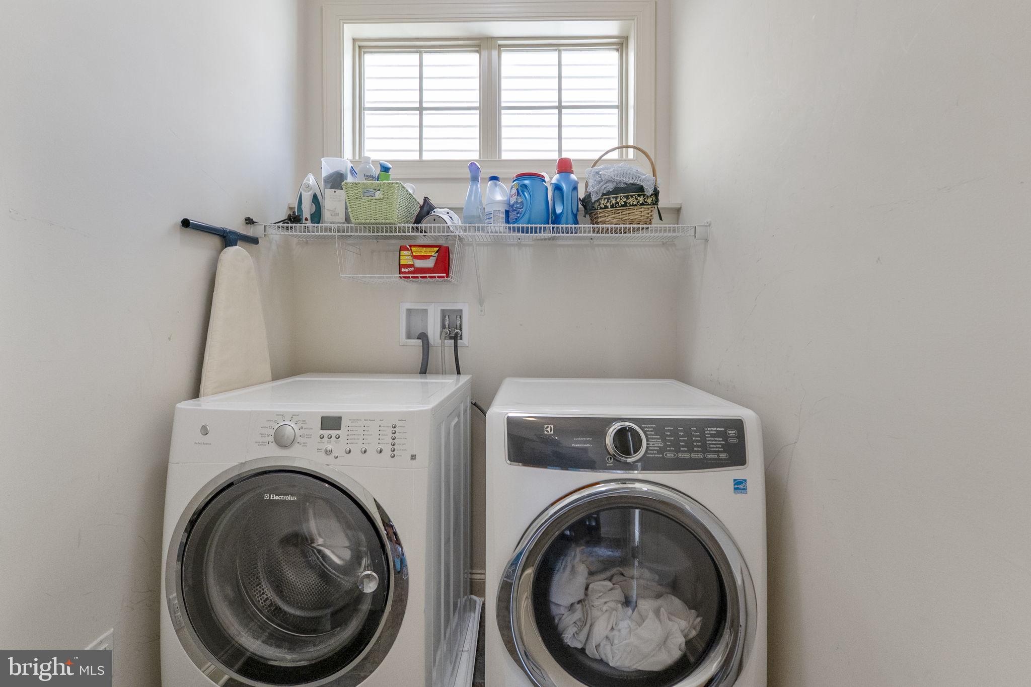 CABIN BRANCH - Residential