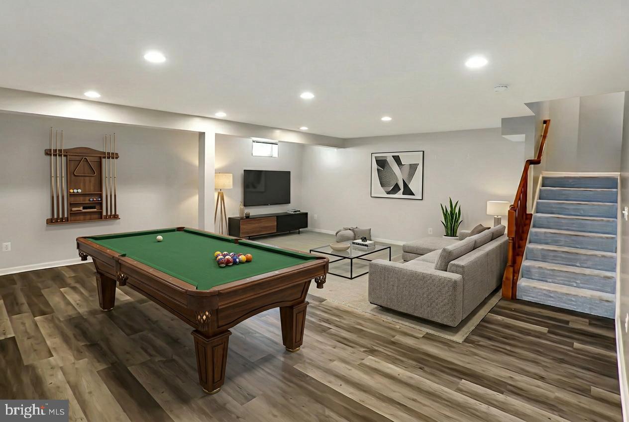 DOGWOOD VILLAGE - Residential