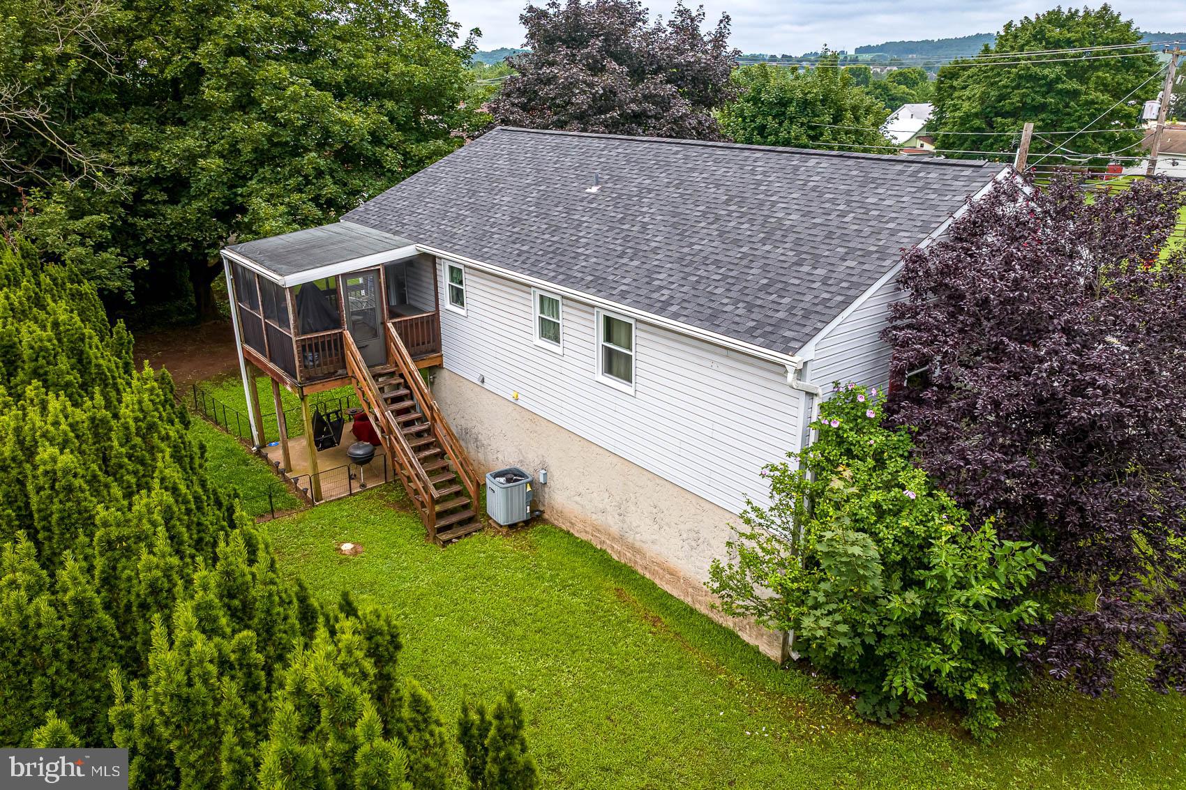 114 E MAPLE GROVE ROAD