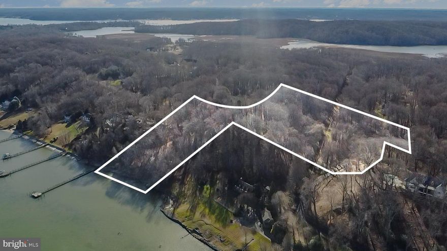 One of the Last Potomac Riverfront Lots on Historic Marlborough Point with Easy, Direct, River Access & Dock Potential!!!  Highlights include: Over 200' of Potomac River Frontage w/Panoramic 3-Mile Wide Waterviews; Quick River Access to Fairview Beach, Port Tobacco, Colonial Beach & Points North;  Bucolic 7.54 Acre Lot; 6BR Perc Site Identified; Horses, Poultry, Cattle & Sheep Allowed By Right; Located at End of Quiet Culdesac just moments to Historic Aquia Landing, Crows Nest Canoe Launch & Hiking Trails and Just A Few Miles to the Brooke Rd VRE, Stafford Hospital, 95, Shopping, Restaurants & More; Property Adjoins 121 Marlborough Point Road(3BR, 3BA, 3LVL, 15 Acres), combine for a 22 acre Potomac Riverfront Family Compound.**Do Not Walk the Property Without Approval First**
