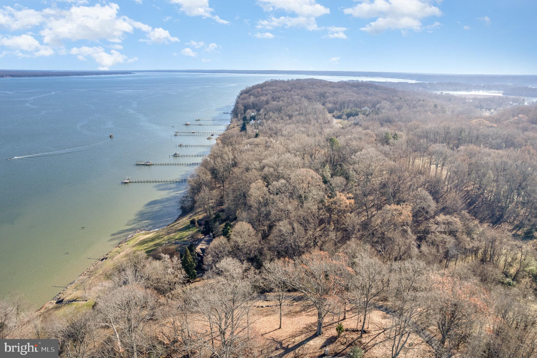 158 CANTERBURY DRIVE