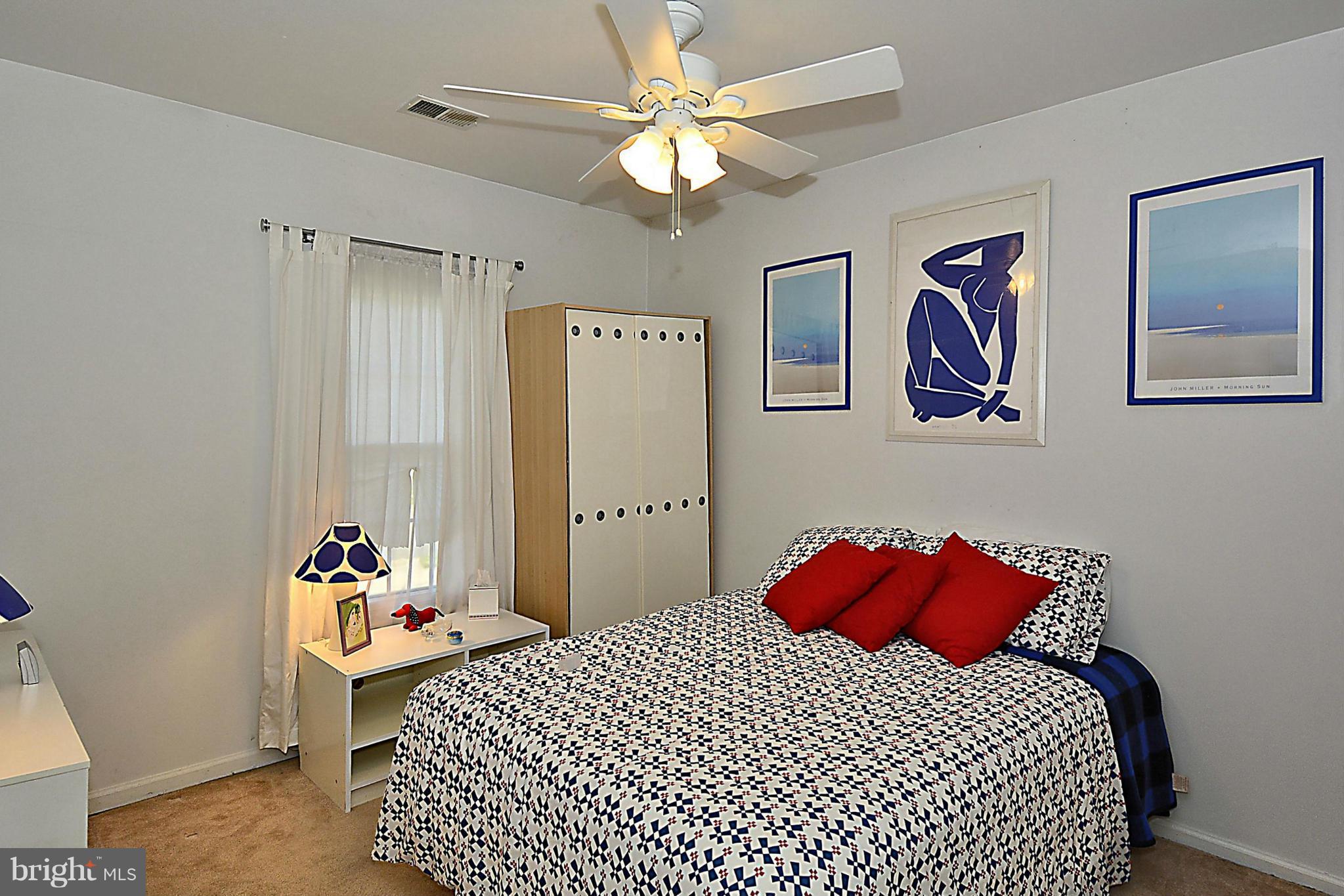 OLD COURTHOUSE WOODS - Residential