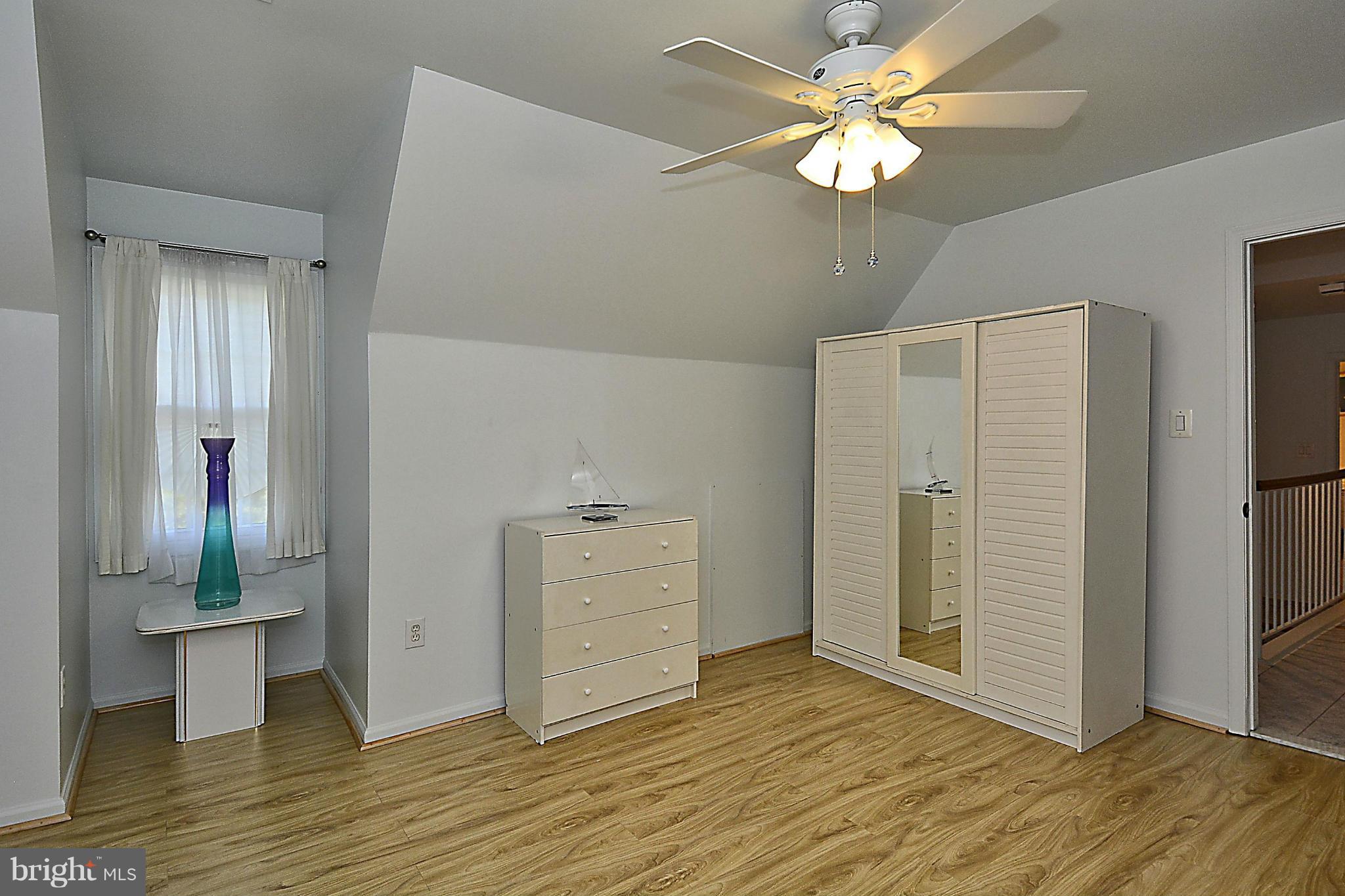 OLD COURTHOUSE WOODS - Residential