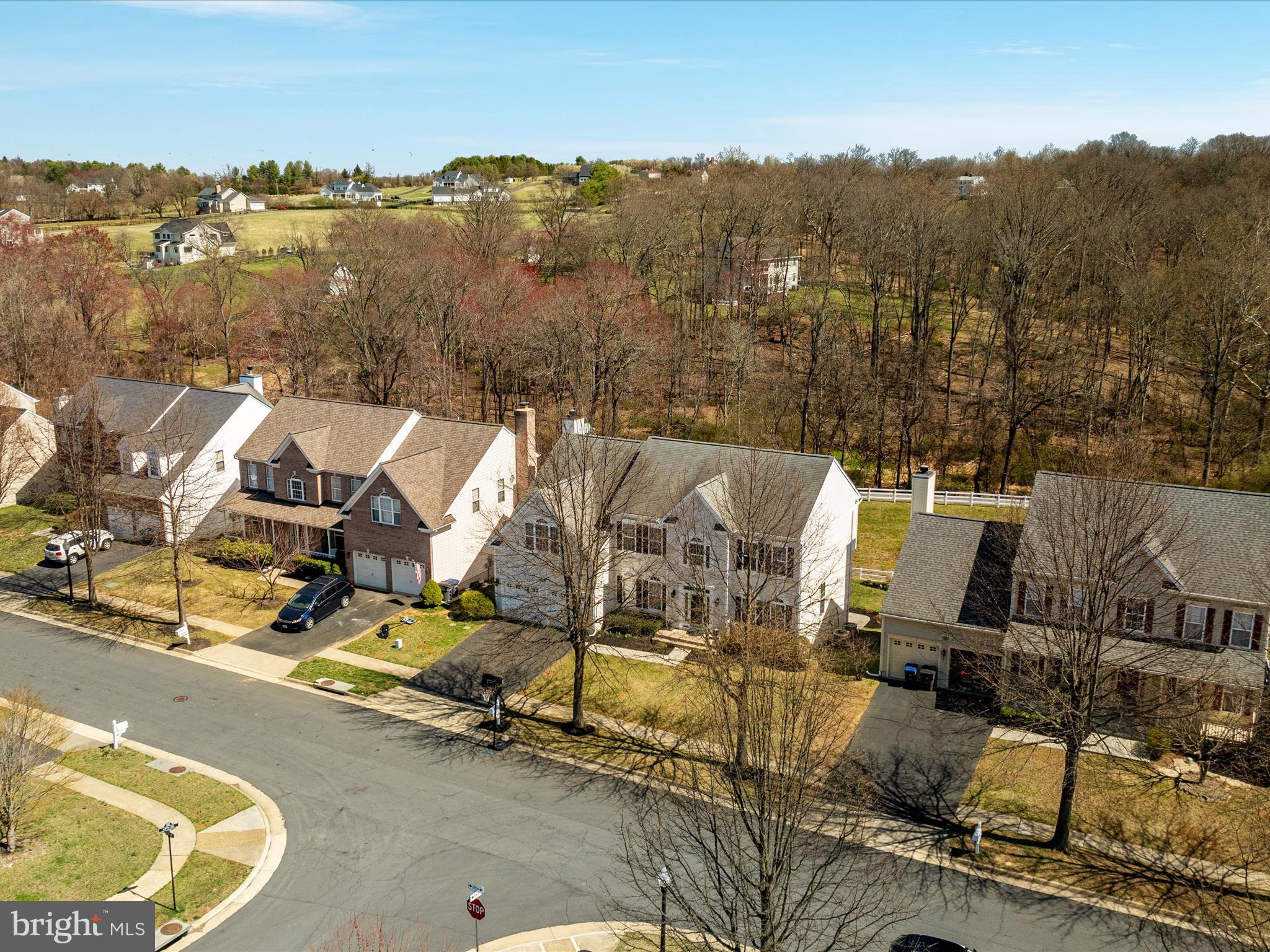 LAKE POINT ROUND HILL - Residential