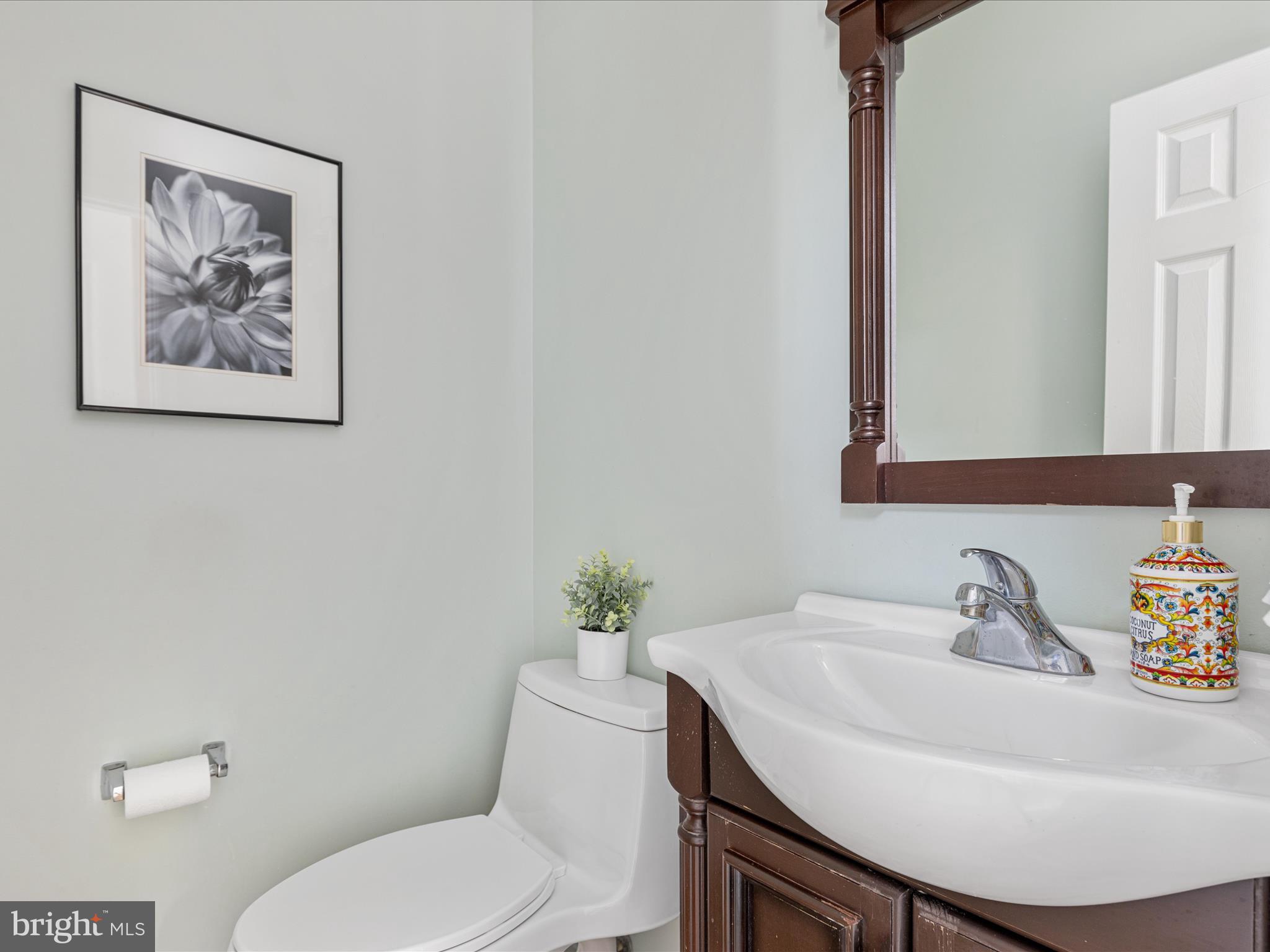 LAKE POINT ROUND HILL - Residential