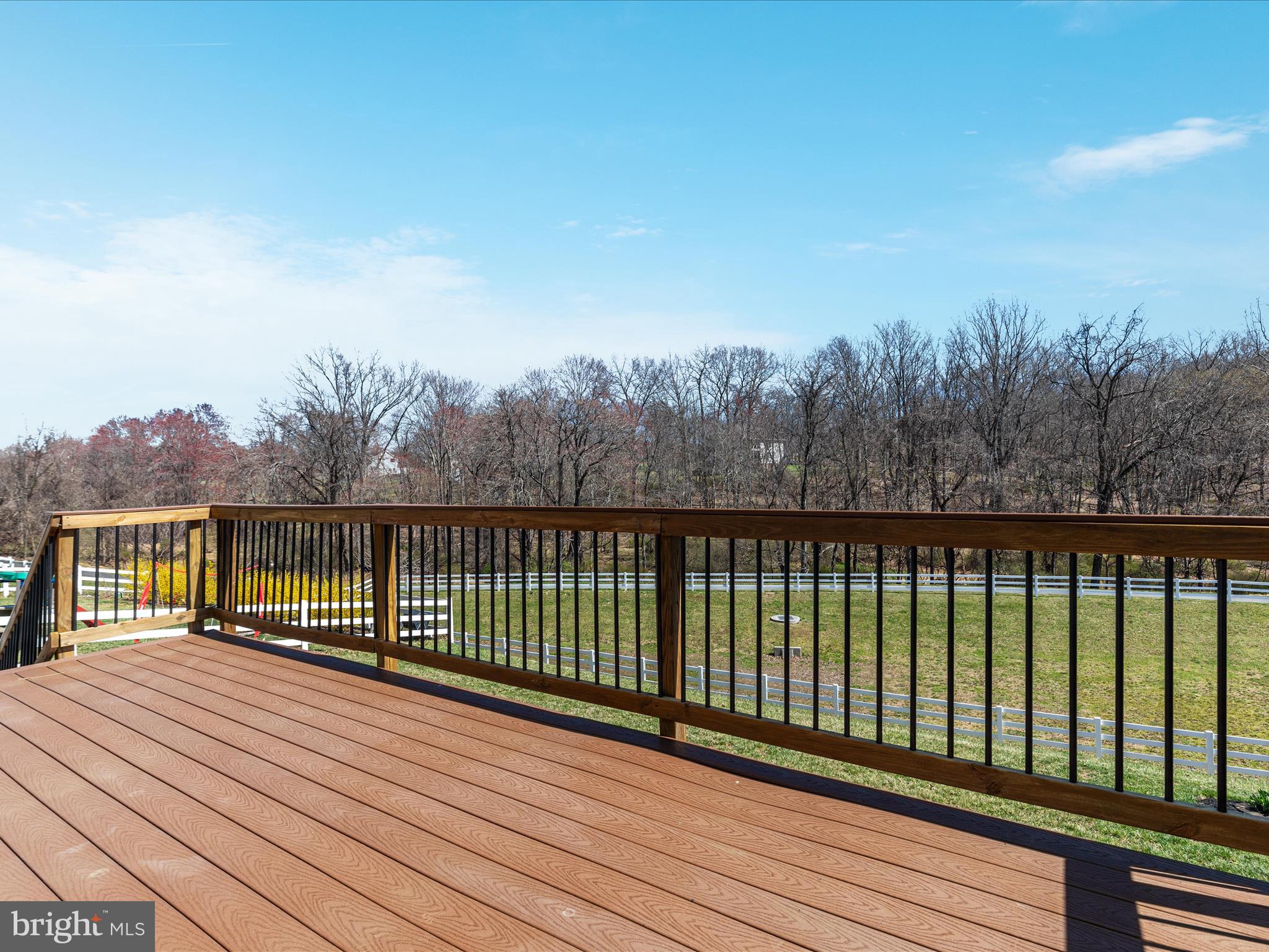 LAKE POINT ROUND HILL - Residential