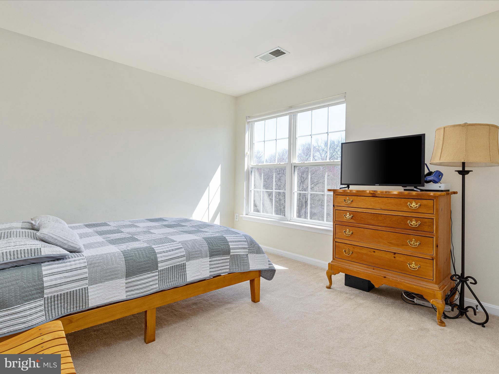 LAKE POINT ROUND HILL - Residential