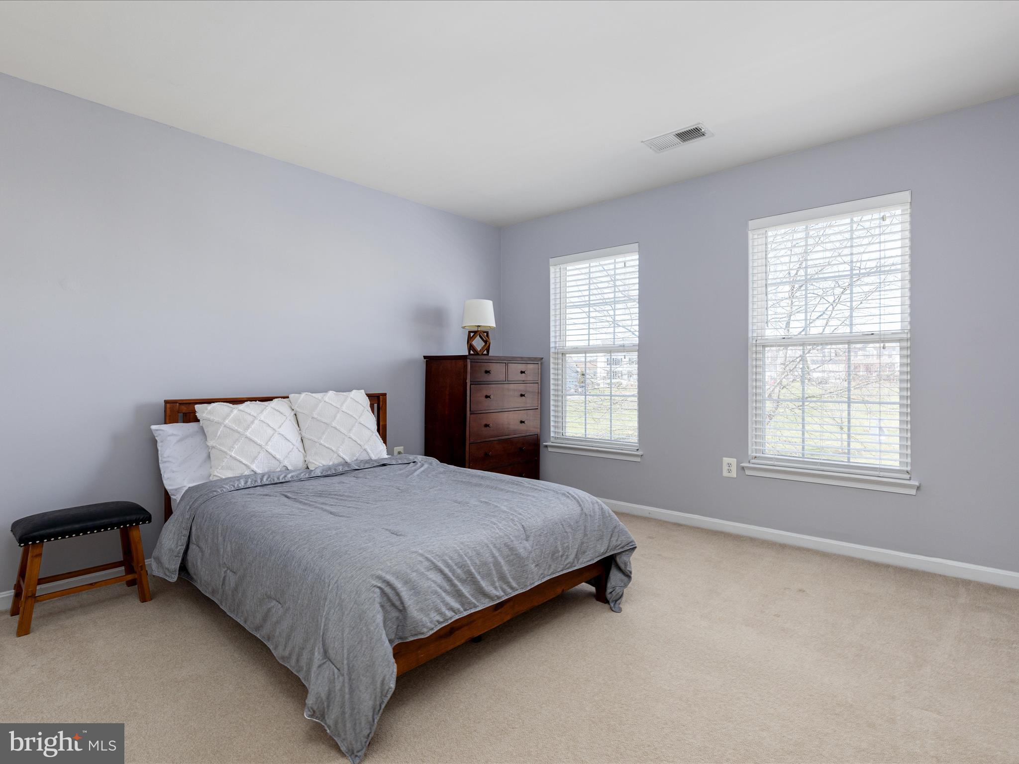 LAKE POINT ROUND HILL - Residential