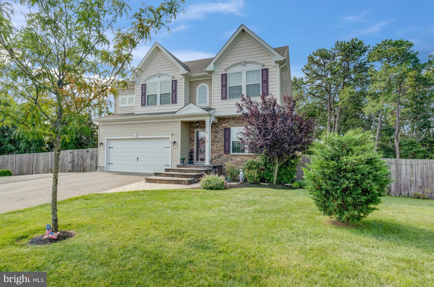27 PORTSMOUTH LANE