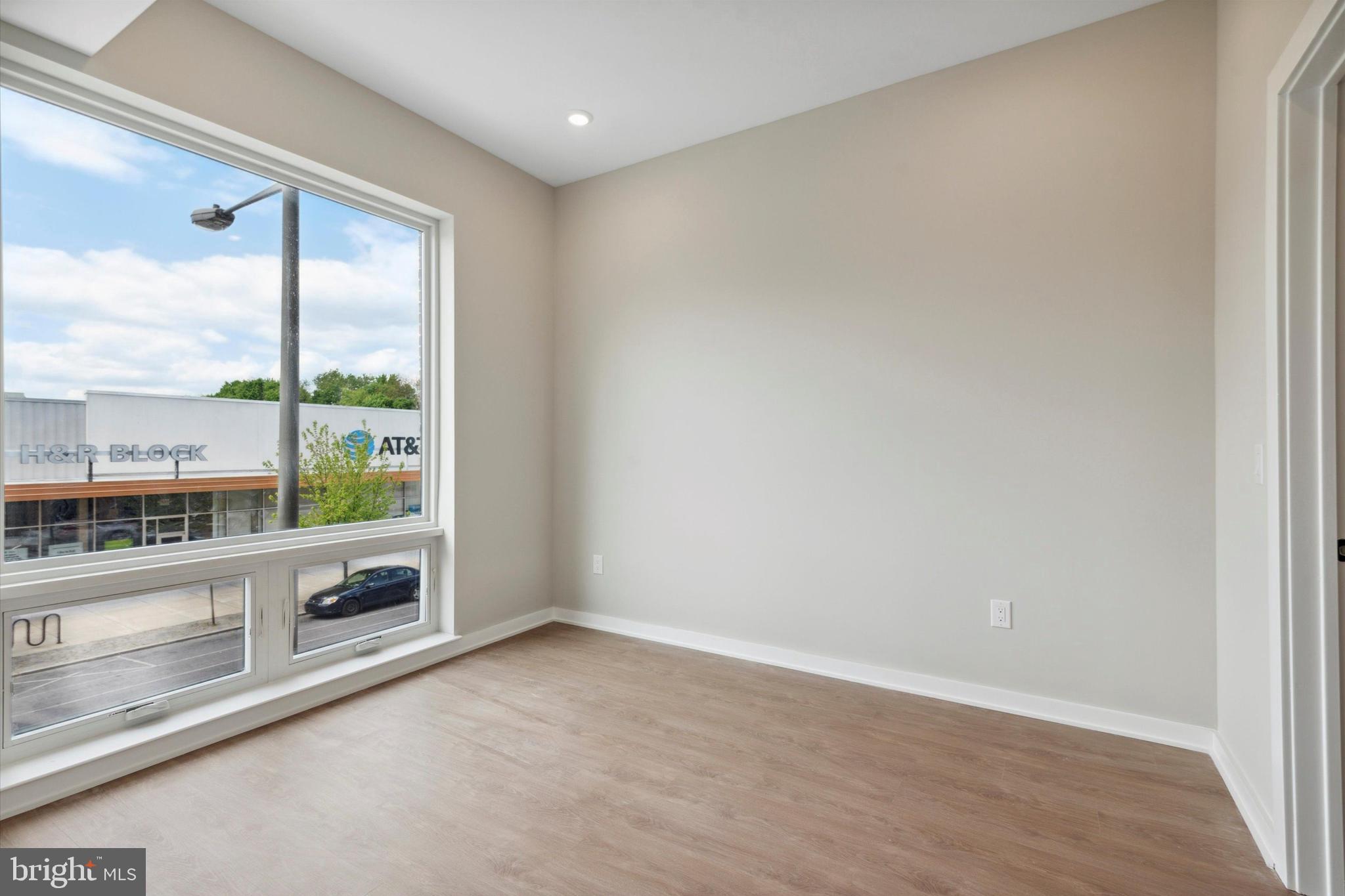 308 W CHELTEN AVENUE 403