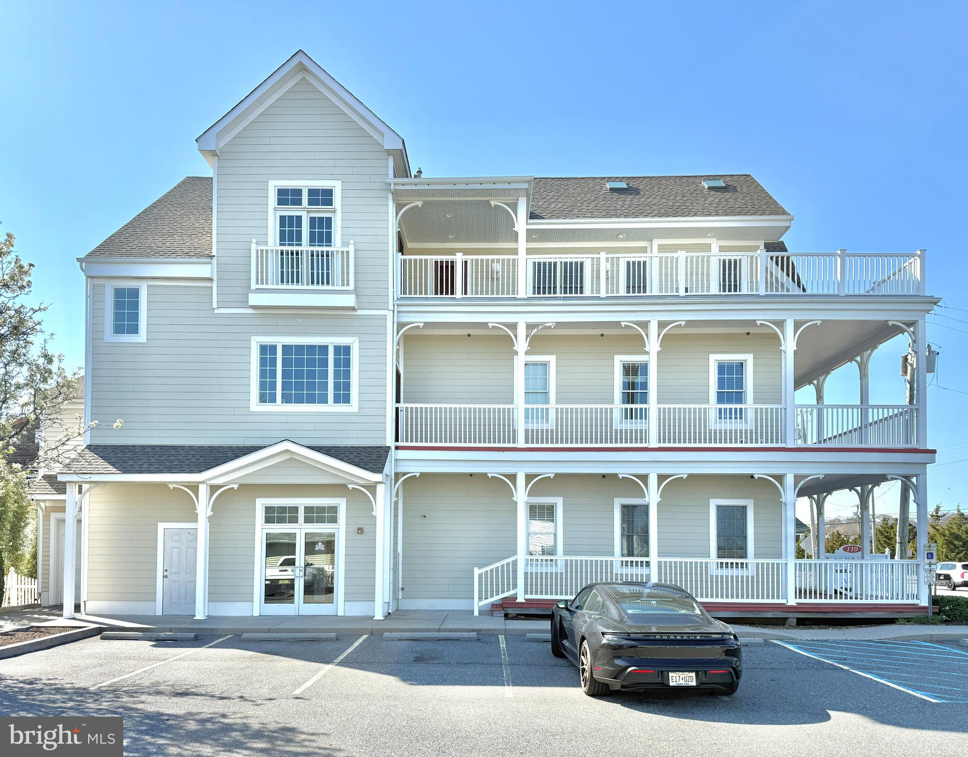 110 MARYLAND AVENUE E