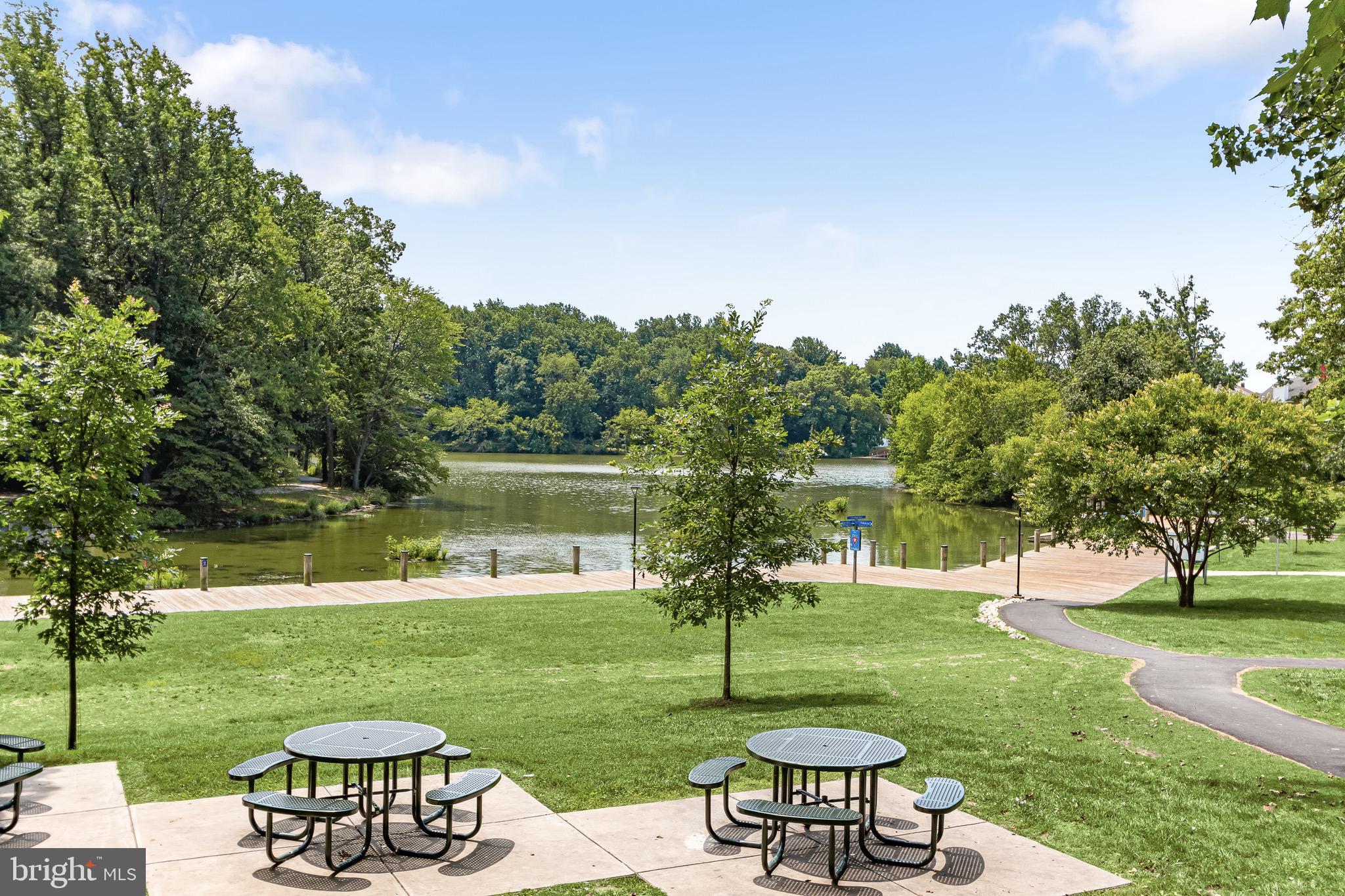 SWAN POINT - Residential