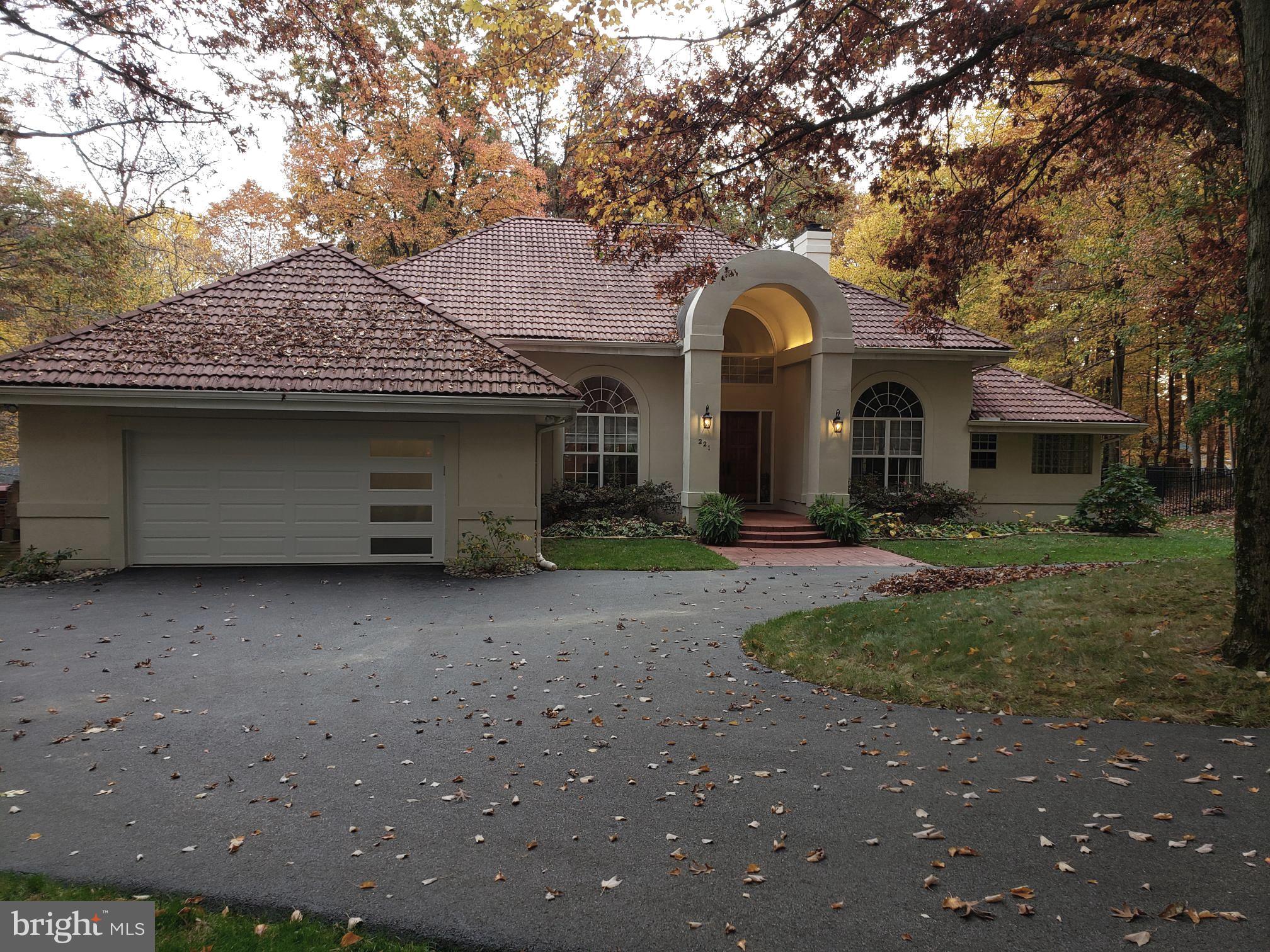 DELIGHT MEADOWS - Residential