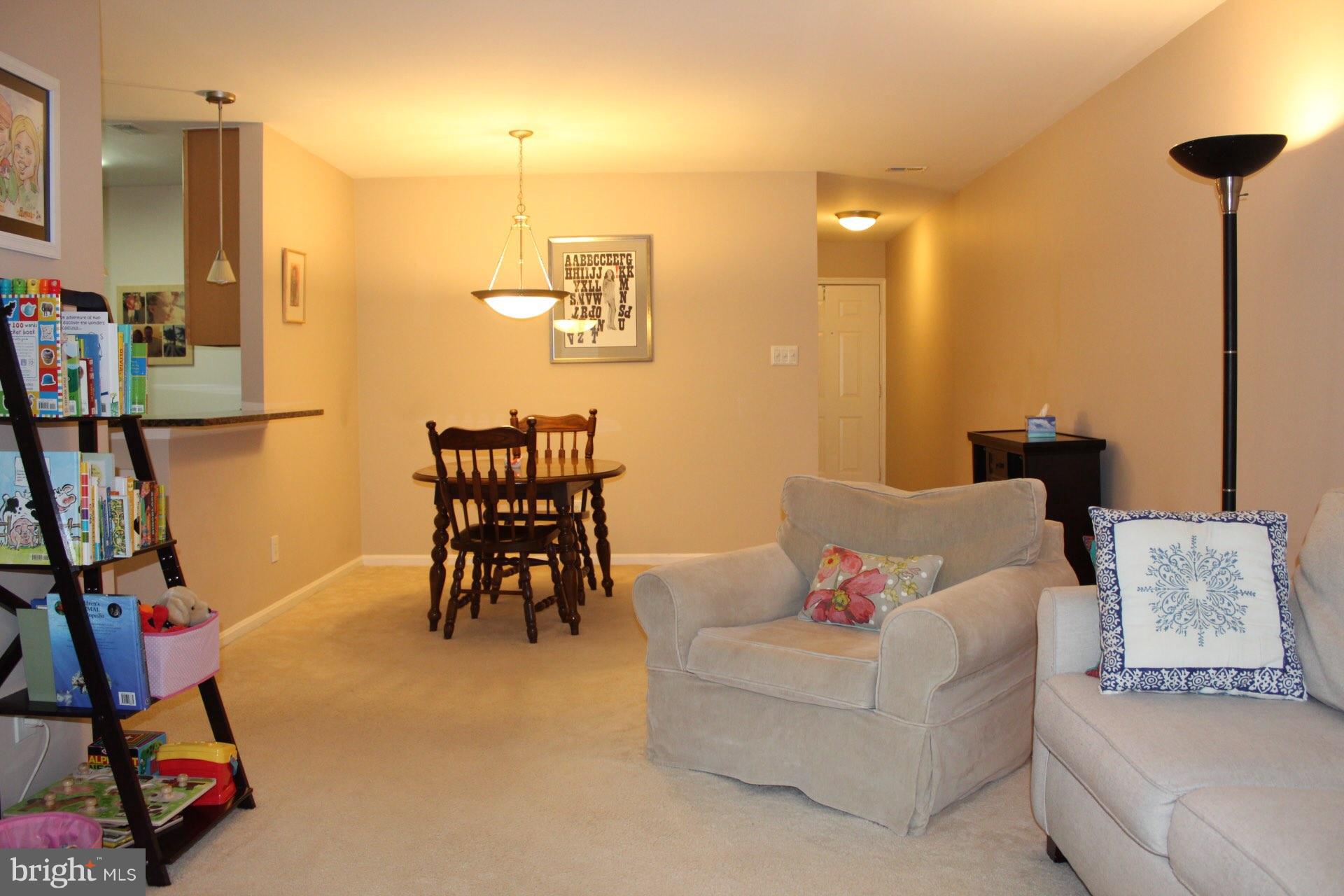 FOUR WINDS AT OAKTON - Residential Lease