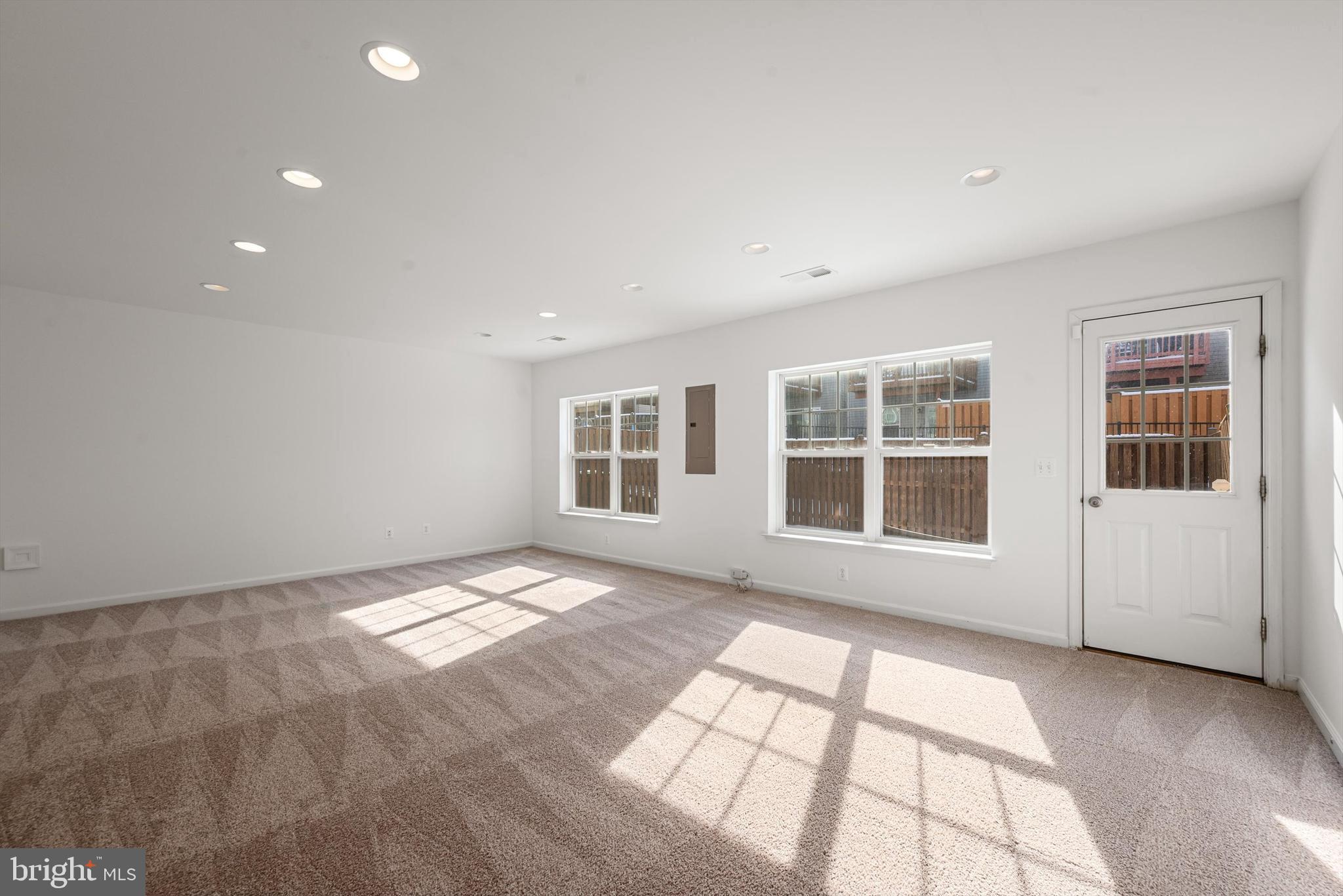 SNOWDEN BRIDGE - Residential