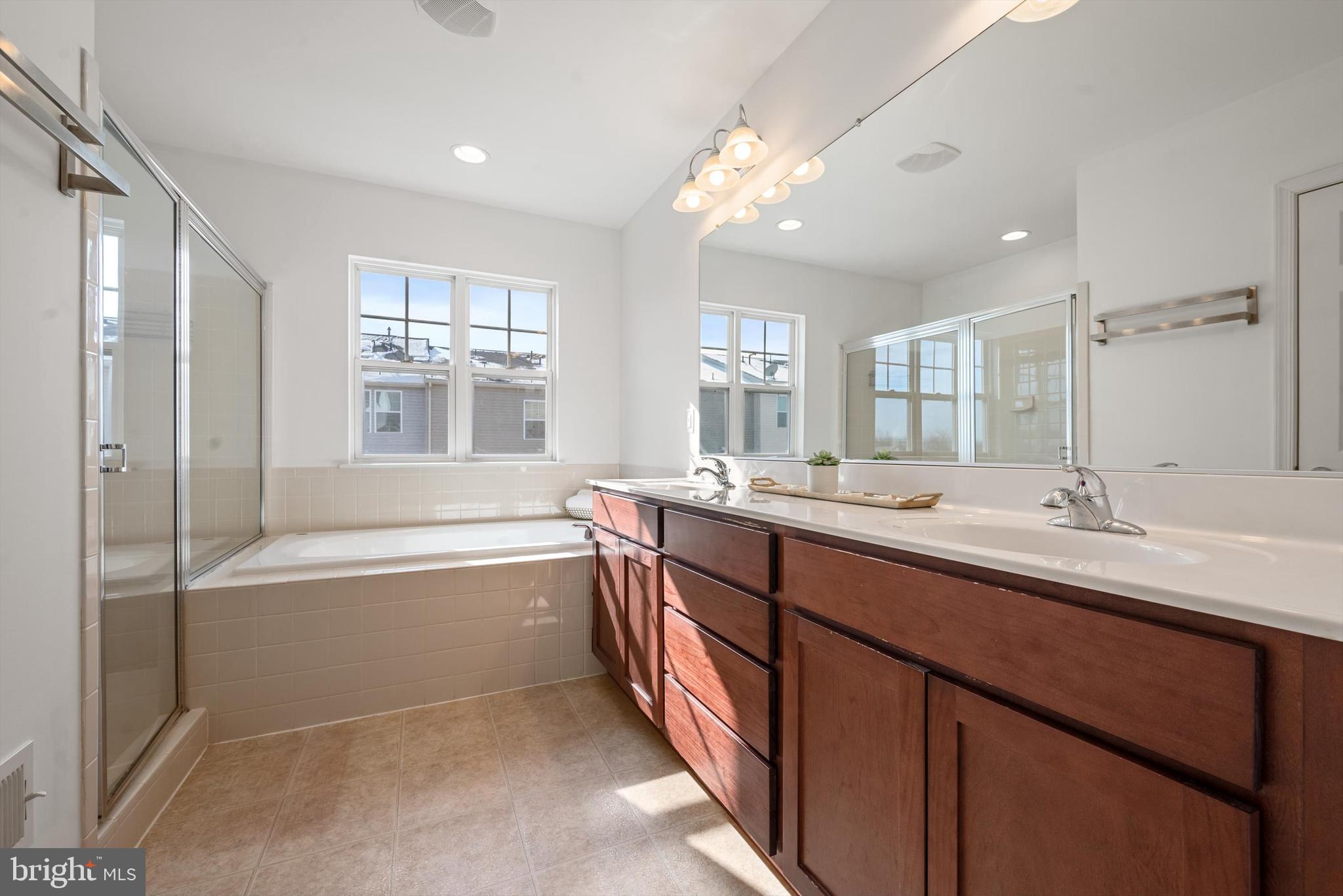 SNOWDEN BRIDGE - Residential